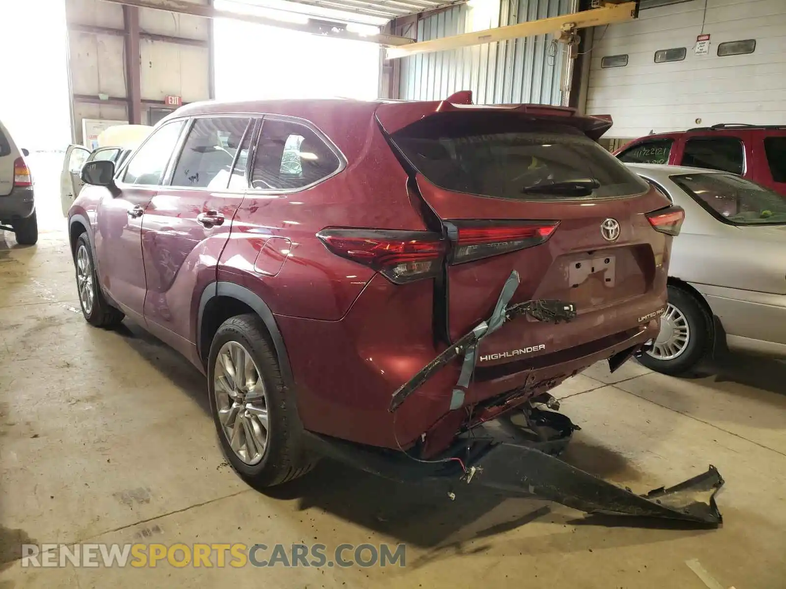 3 Photograph of a damaged car 5TDDZRBH4LS045278 TOYOTA HIGHLANDER 2020