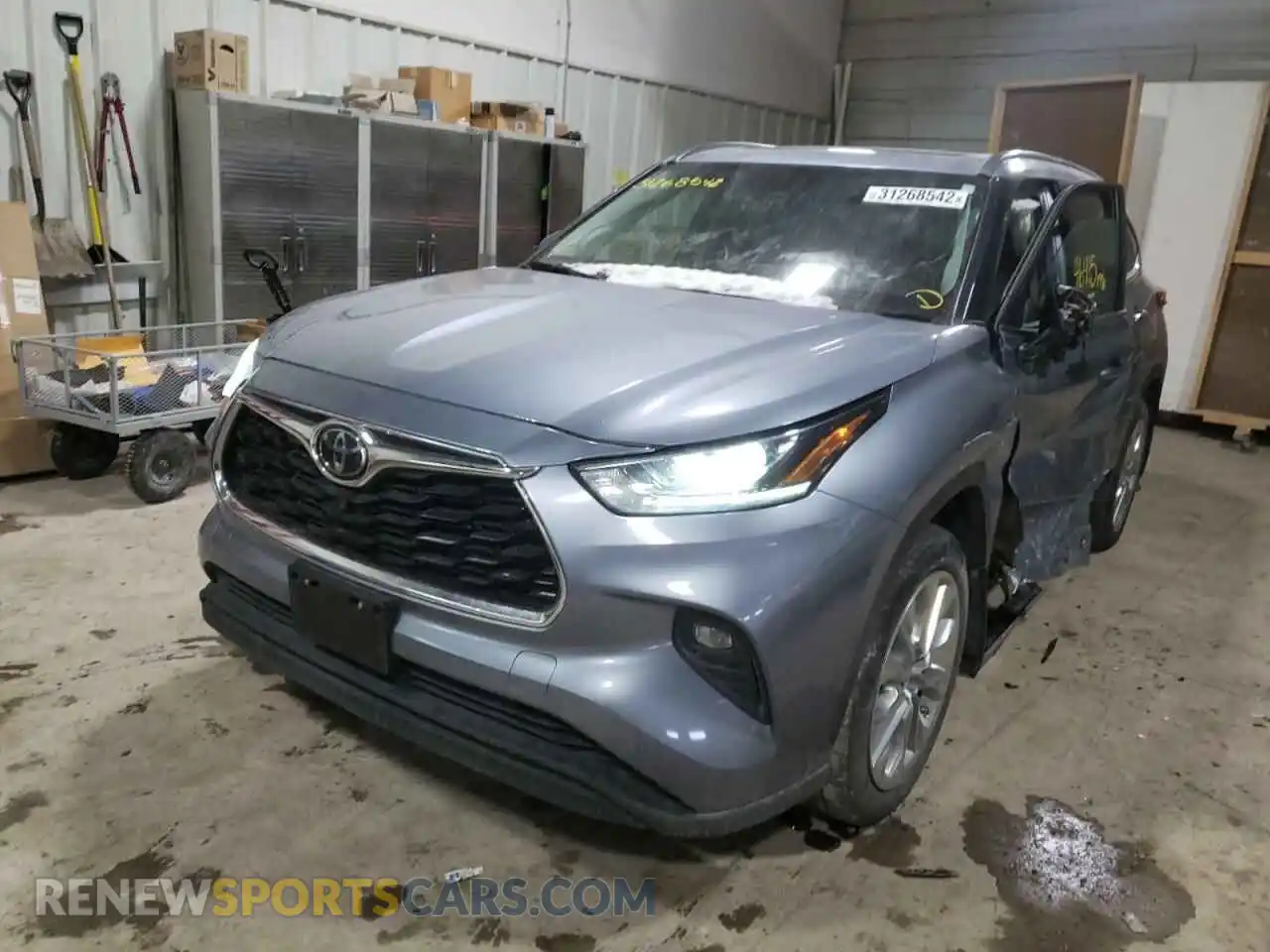 2 Photograph of a damaged car 5TDDZRBH5LS010930 TOYOTA HIGHLANDER 2020