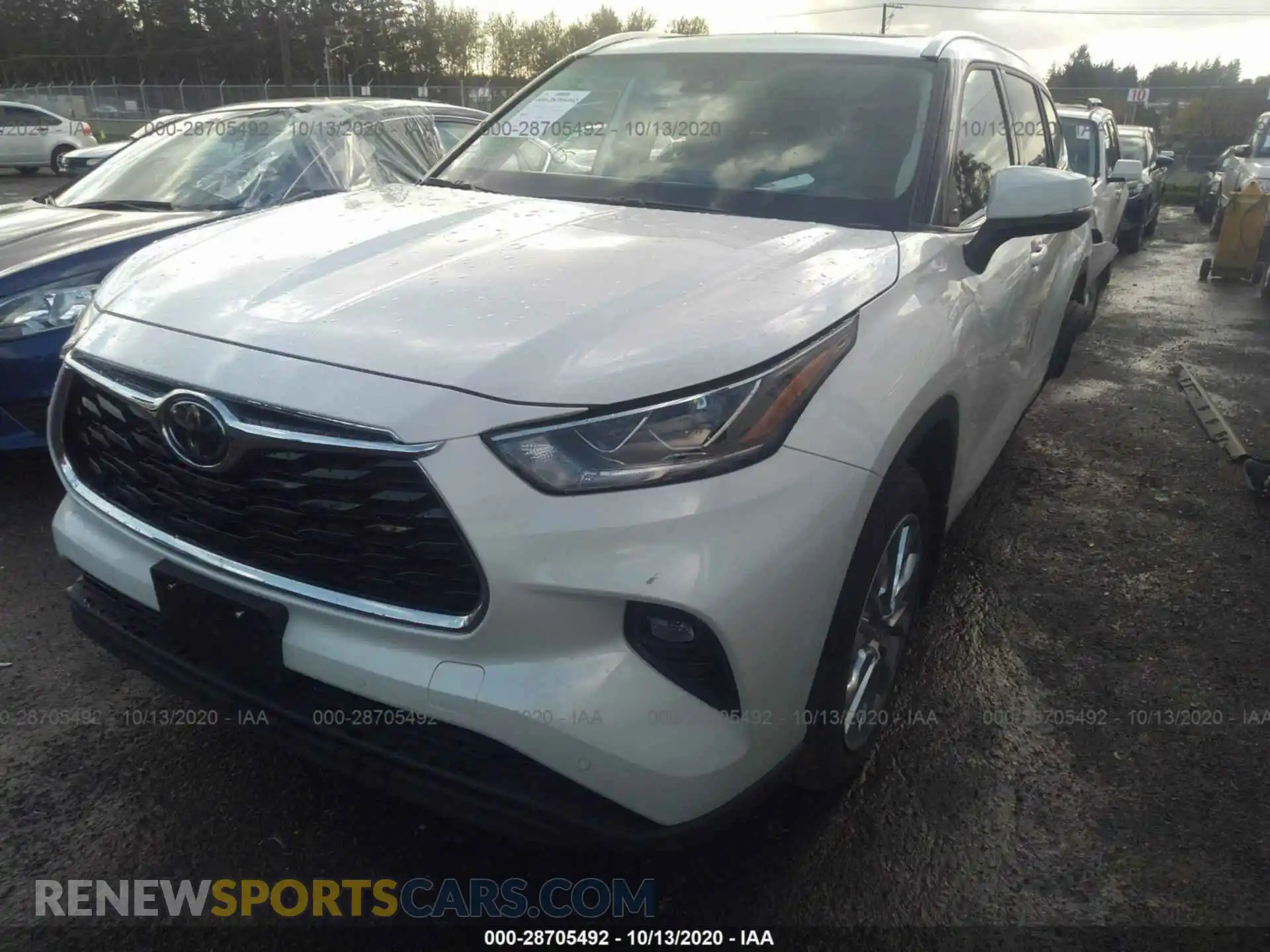 2 Photograph of a damaged car 5TDDZRBH5LS037349 TOYOTA HIGHLANDER 2020