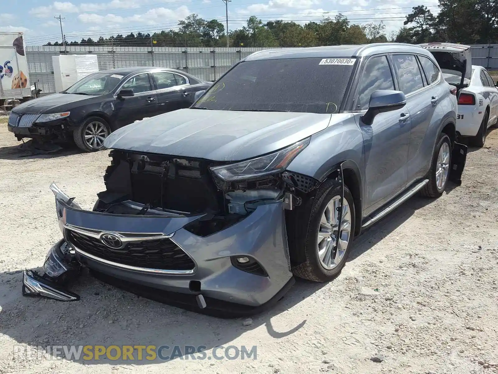 2 Photograph of a damaged car 5TDDZRBH6LS017532 TOYOTA HIGHLANDER 2020