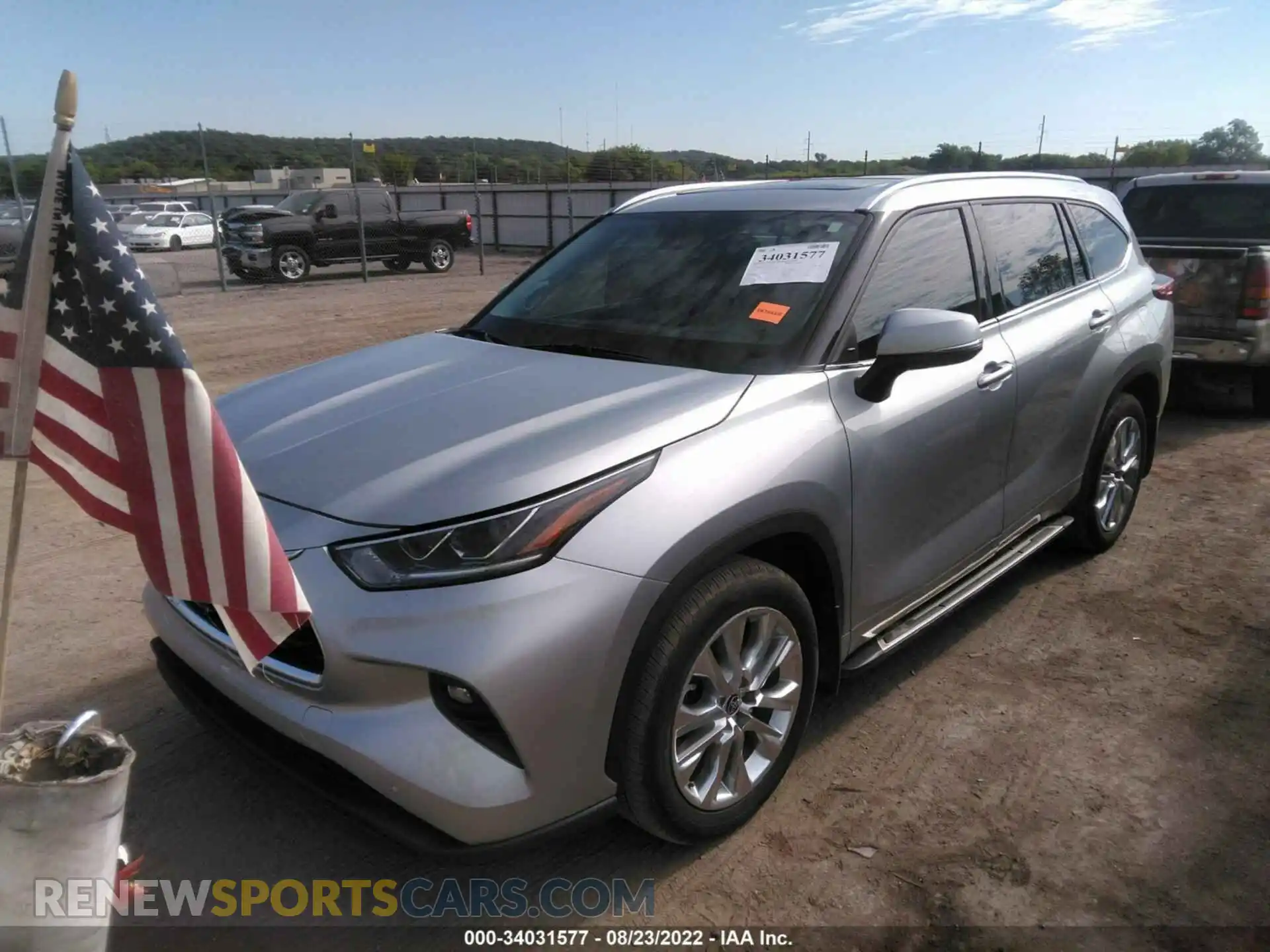 2 Photograph of a damaged car 5TDDZRBH7LS013621 TOYOTA HIGHLANDER 2020