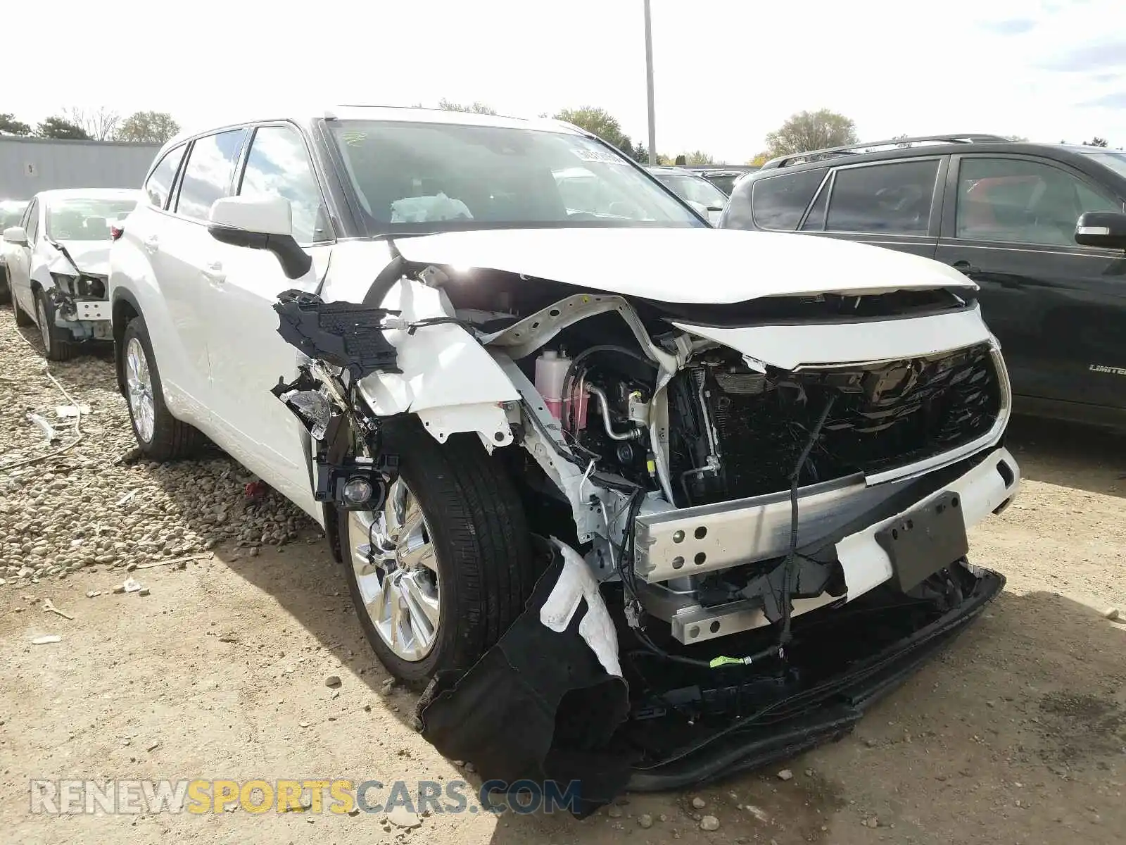 1 Photograph of a damaged car 5TDDZRBH7LS044156 TOYOTA HIGHLANDER 2020