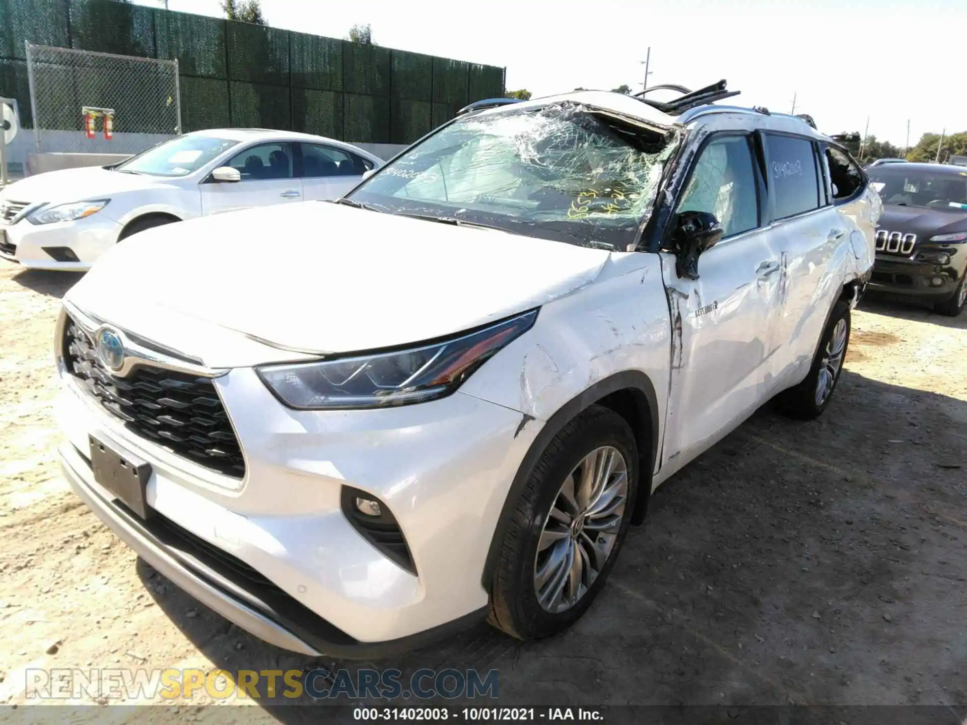 2 Photograph of a damaged car 5TDEBRCH2LS006633 TOYOTA HIGHLANDER 2020