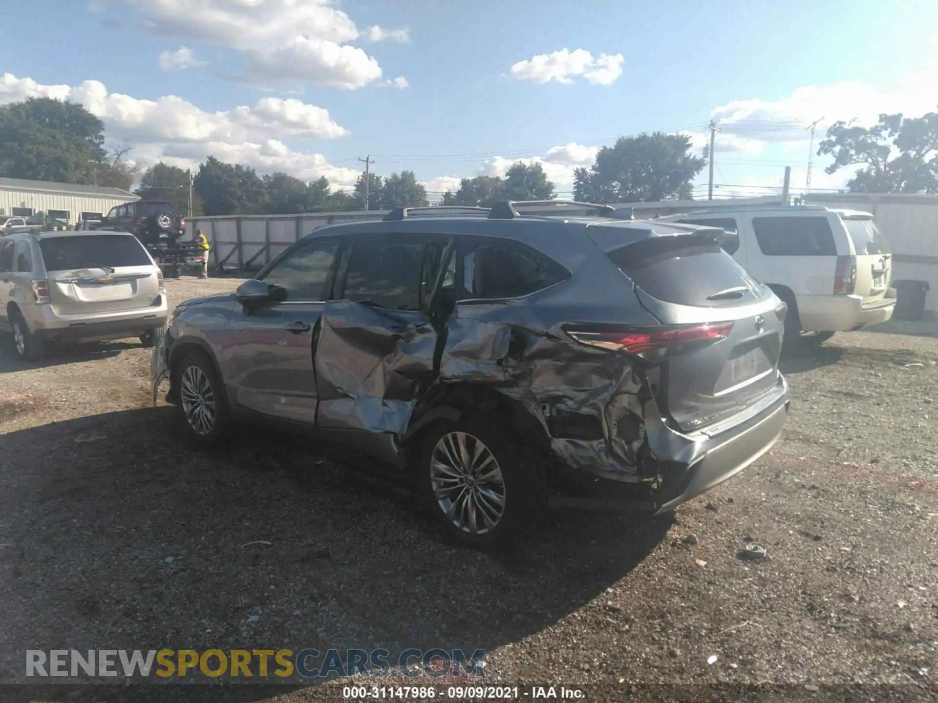 3 Photograph of a damaged car 5TDFZRBH1LS051886 TOYOTA HIGHLANDER 2020