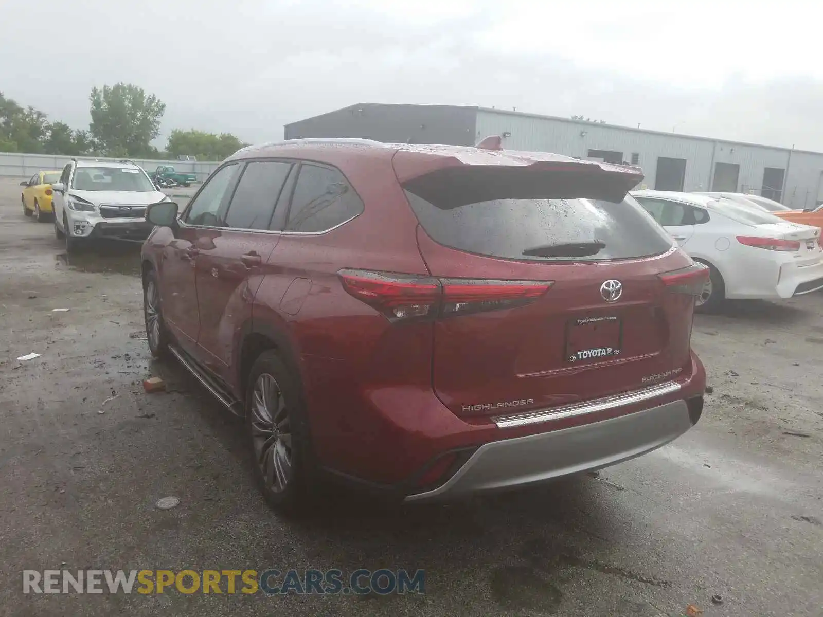 3 Photograph of a damaged car 5TDFZRBH3LS017867 TOYOTA HIGHLANDER 2020