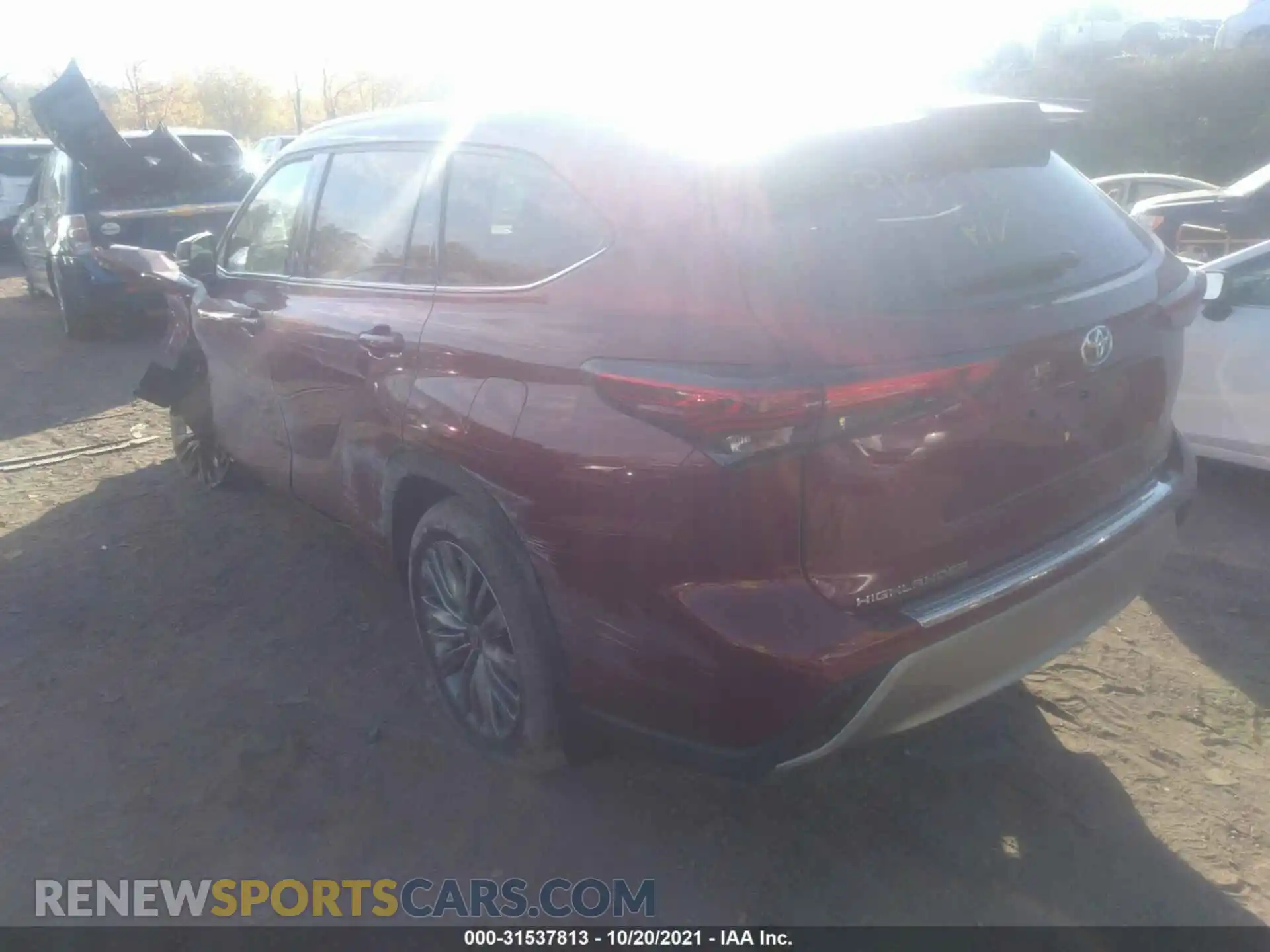 3 Photograph of a damaged car 5TDFZRBH4LS036864 TOYOTA HIGHLANDER 2020