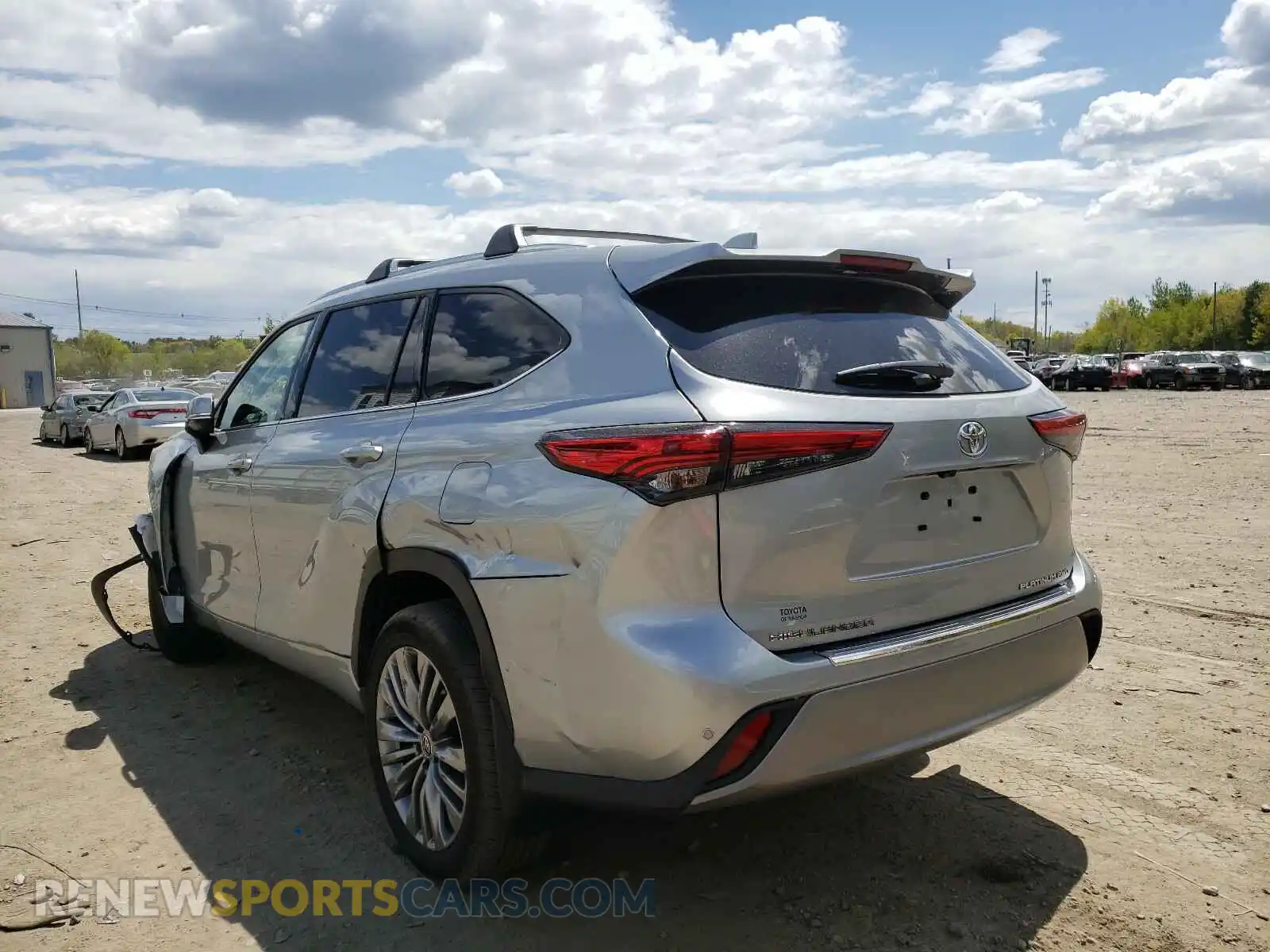 3 Фотография поврежденного автомобиля 5TDFZRBH4LS054068 TOYOTA HIGHLANDER 2020