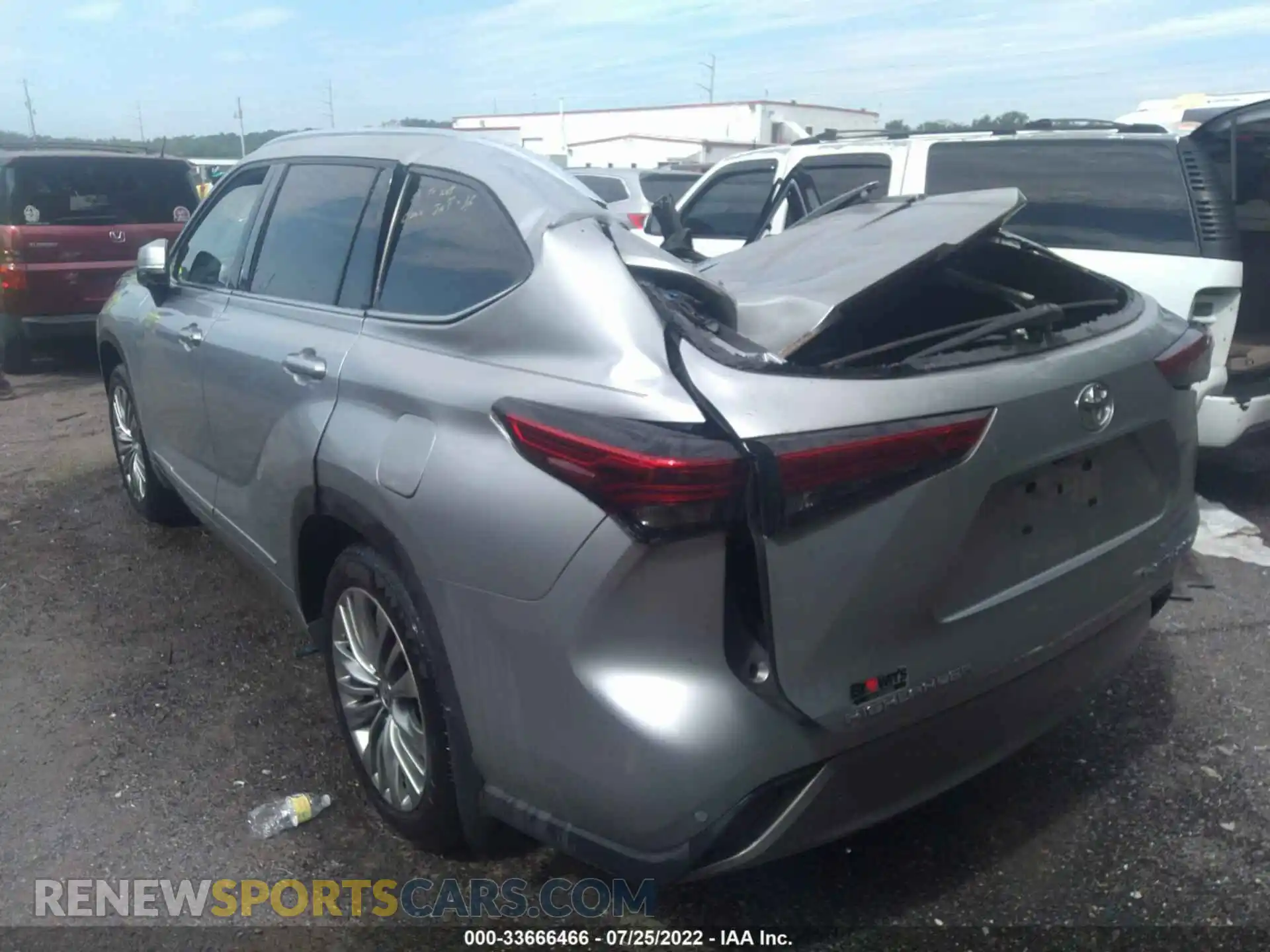 3 Photograph of a damaged car 5TDFZRBHXLS050851 TOYOTA HIGHLANDER 2020