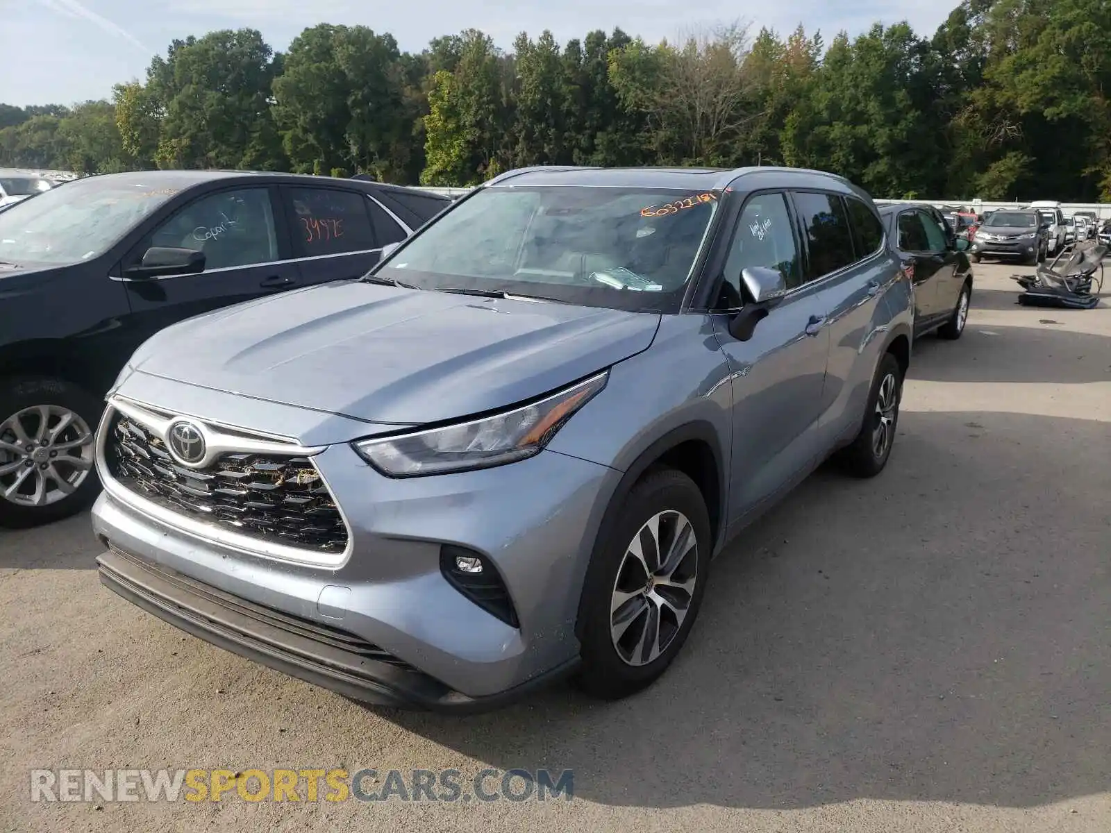2 Photograph of a damaged car 5TDGZRAH0LS012471 TOYOTA HIGHLANDER 2020