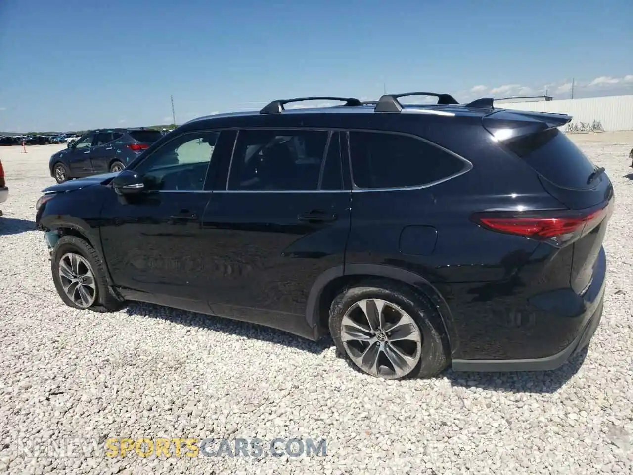 2 Photograph of a damaged car 5TDGZRAH0LS501808 TOYOTA HIGHLANDER 2020