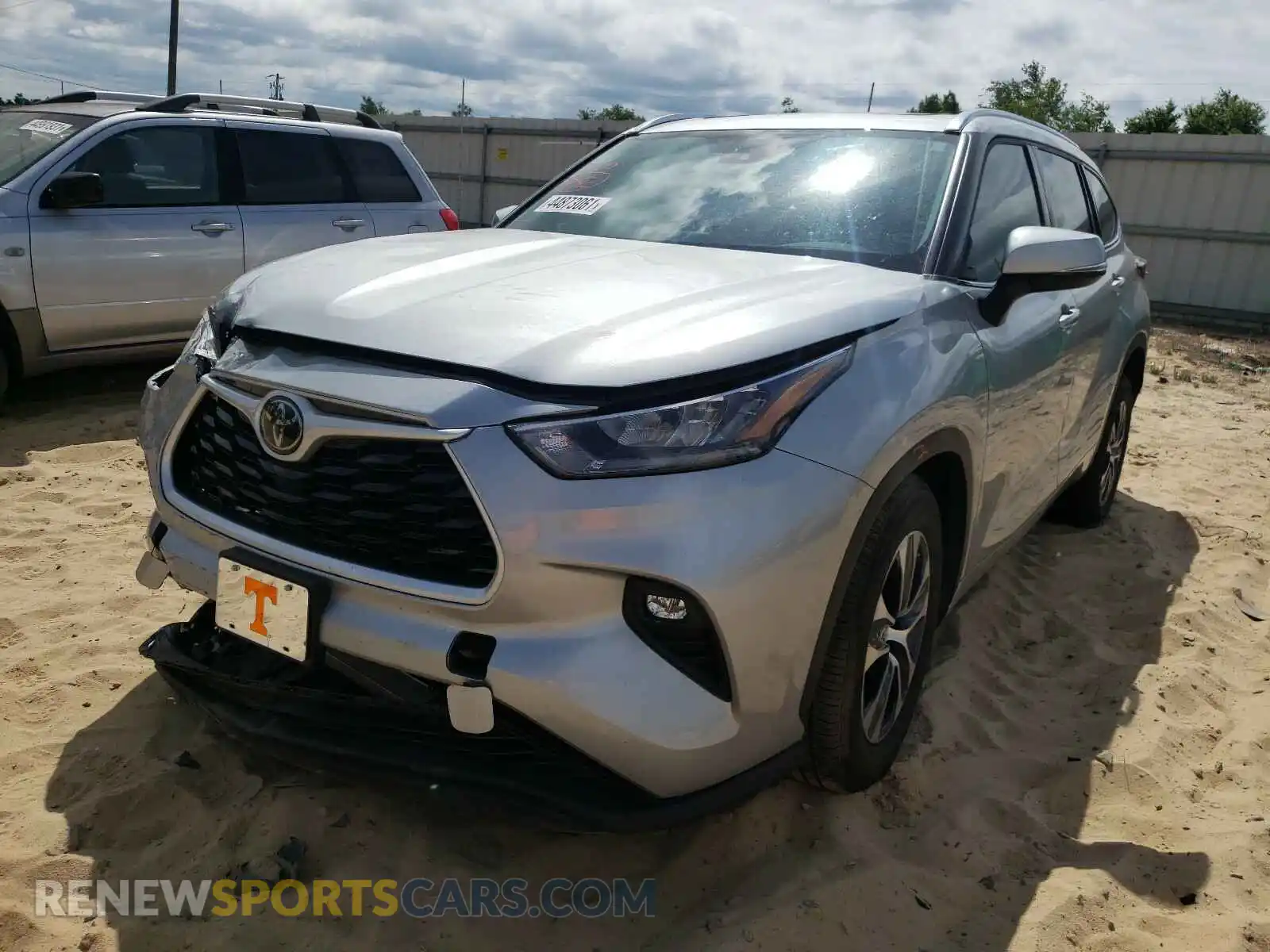2 Photograph of a damaged car 5TDGZRAH1LS022121 TOYOTA HIGHLANDER 2020