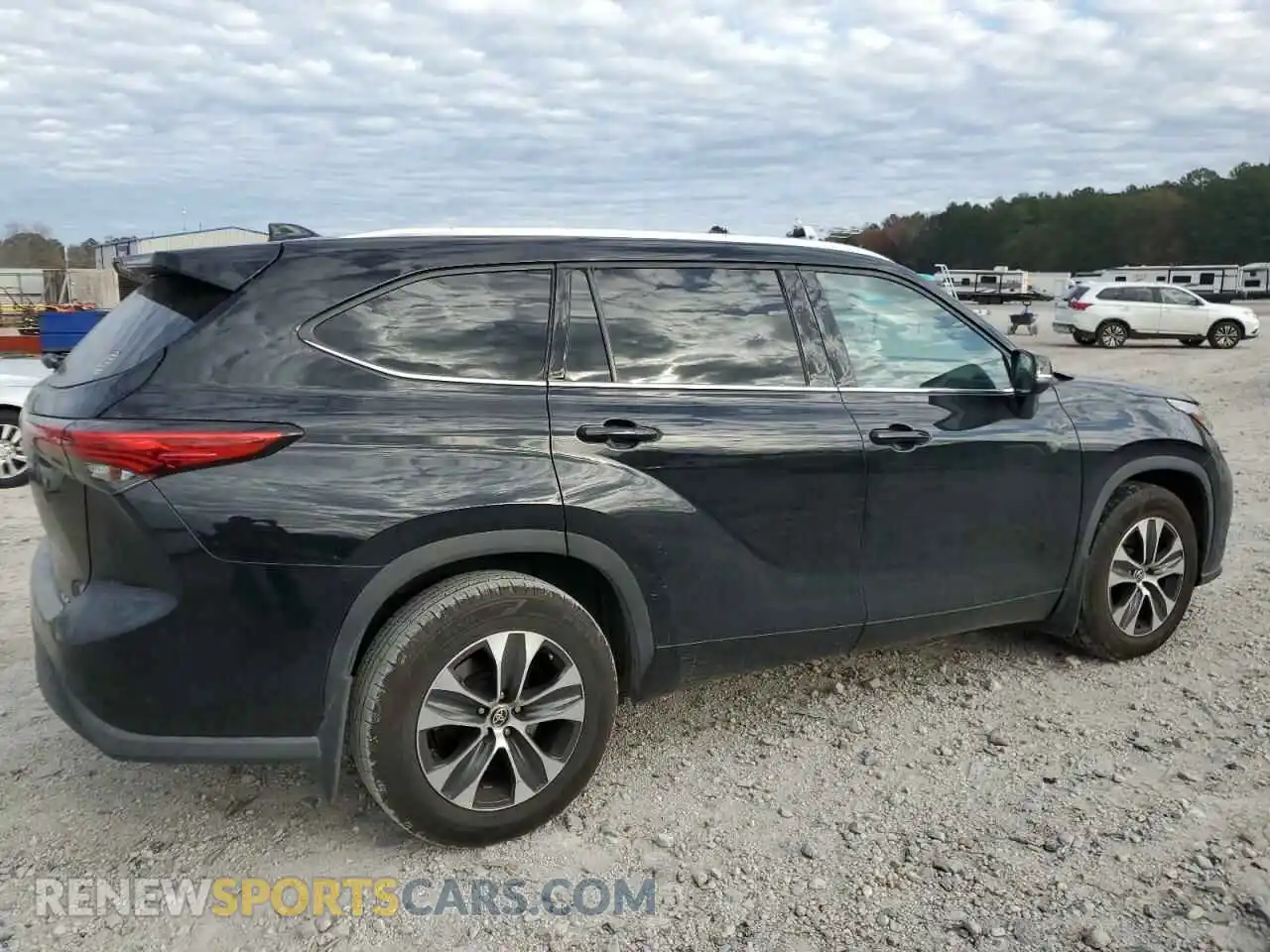 3 Photograph of a damaged car 5TDGZRAH2LS011385 TOYOTA HIGHLANDER 2020