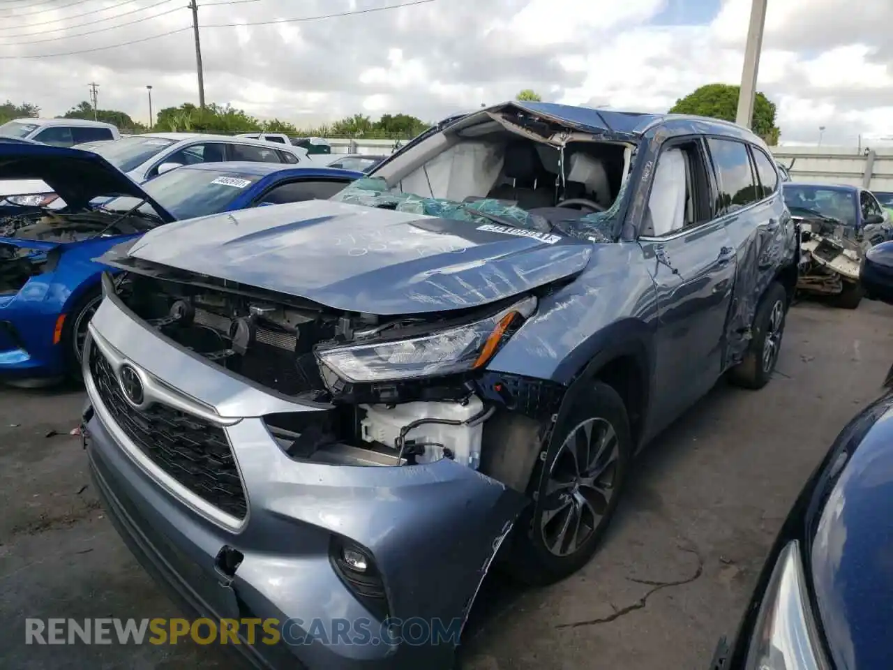 2 Photograph of a damaged car 5TDGZRAH3LS009595 TOYOTA HIGHLANDER 2020