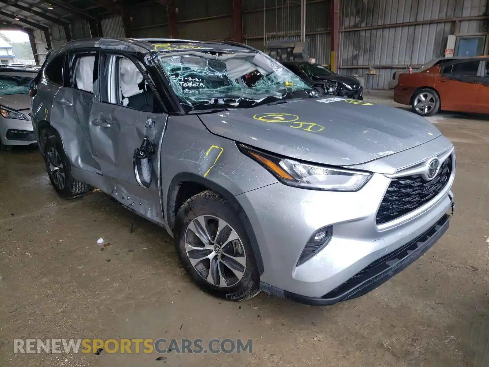 1 Photograph of a damaged car 5TDGZRAH4LS509409 TOYOTA HIGHLANDER 2020
