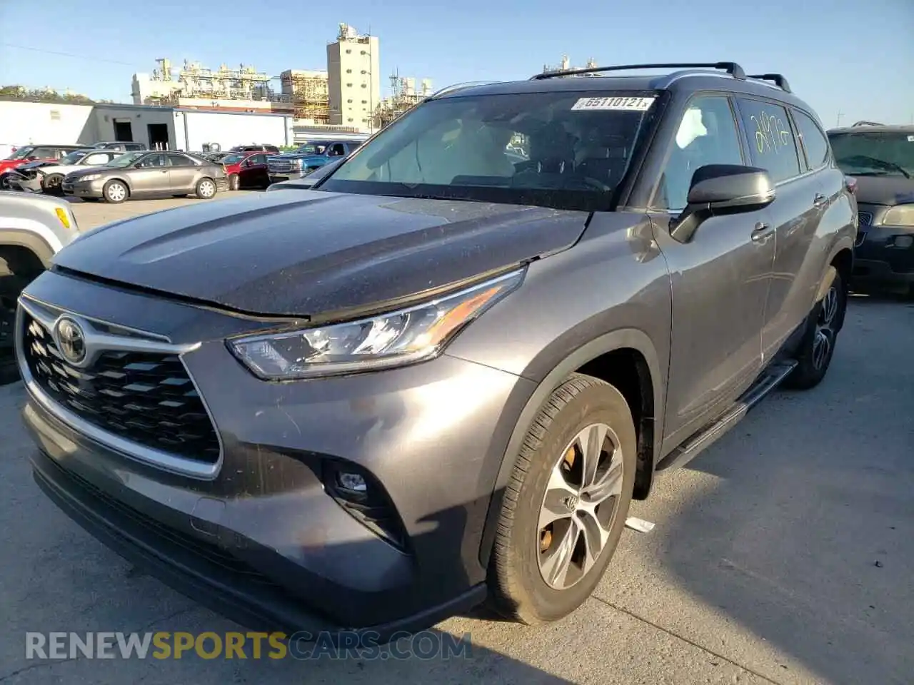 2 Photograph of a damaged car 5TDGZRAH6LS022440 TOYOTA HIGHLANDER 2020