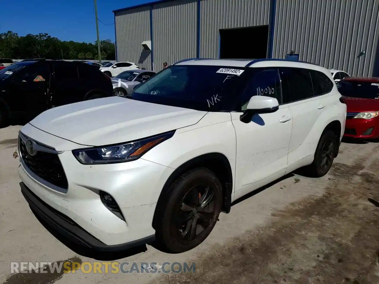 2 Photograph of a damaged car 5TDGZRAH9LS018544 TOYOTA HIGHLANDER 2020