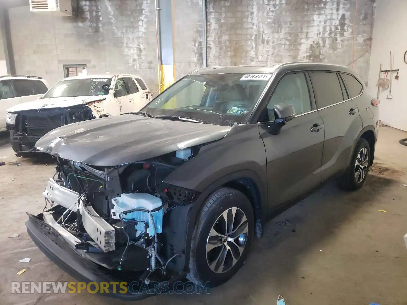 2 Photograph of a damaged car 5TDGZRBH0LS037286 TOYOTA HIGHLANDER 2020