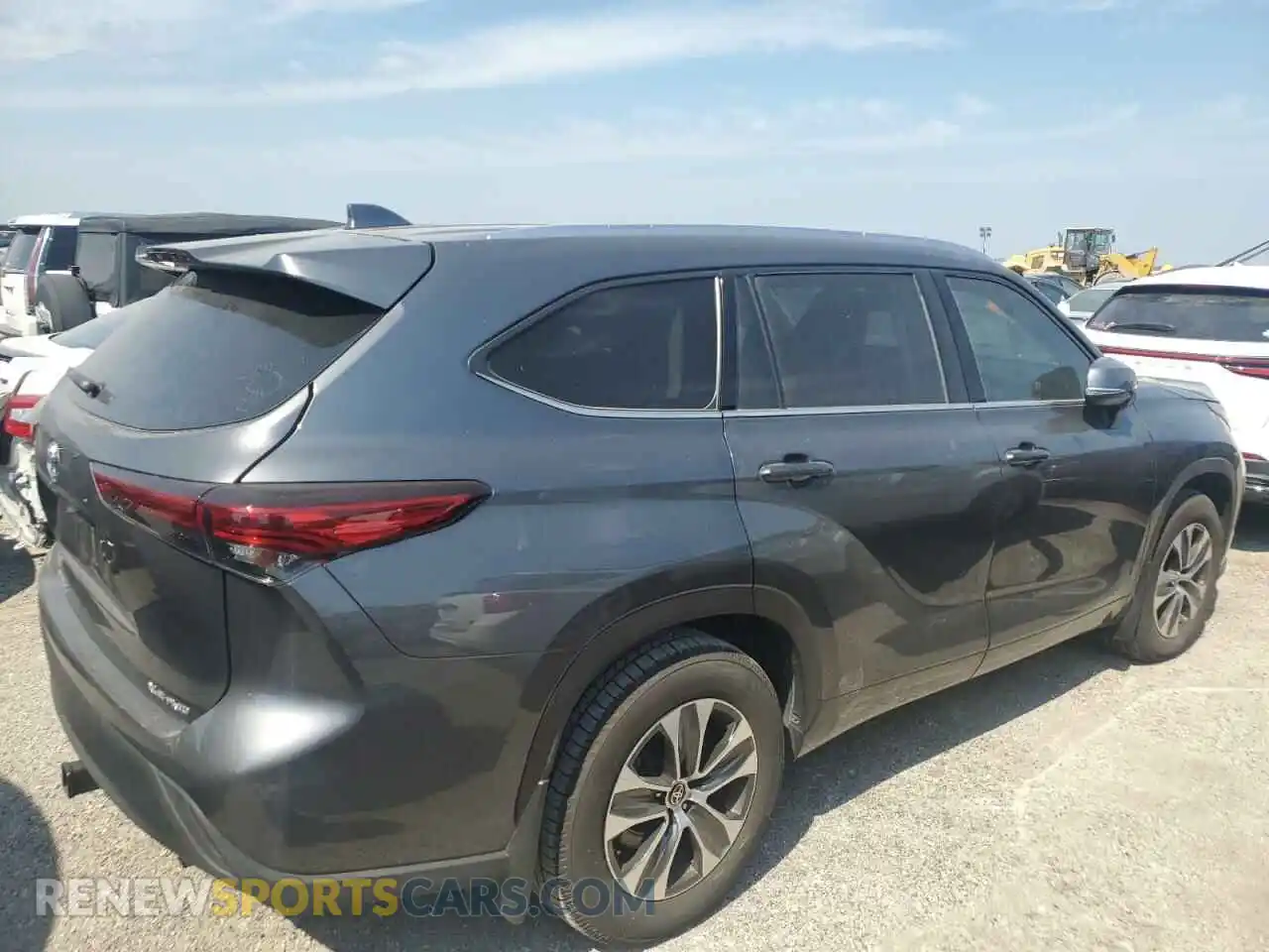 3 Photograph of a damaged car 5TDGZRBH1LS010582 TOYOTA HIGHLANDER 2020