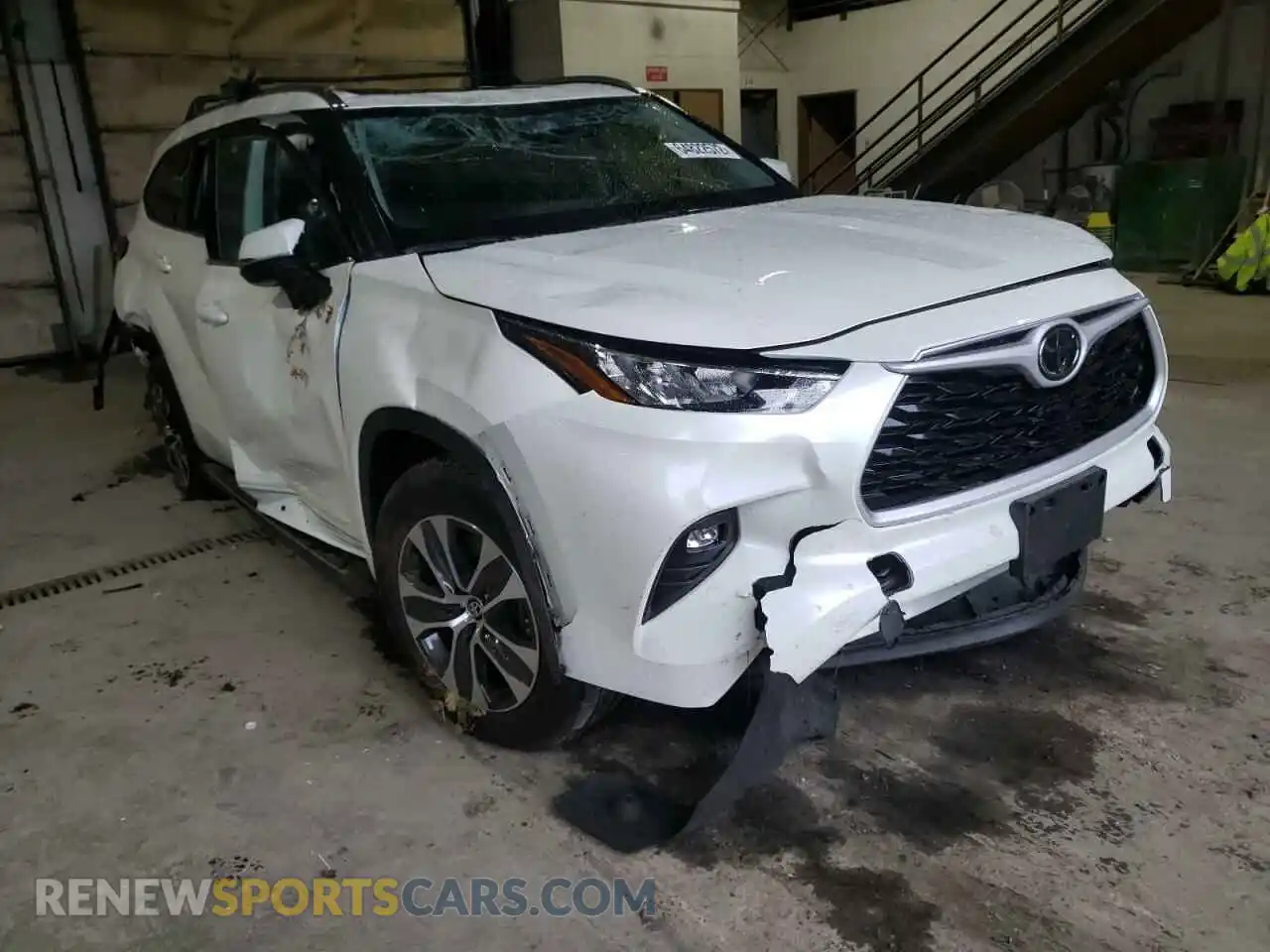 1 Photograph of a damaged car 5TDGZRBH1LS040035 TOYOTA HIGHLANDER 2020