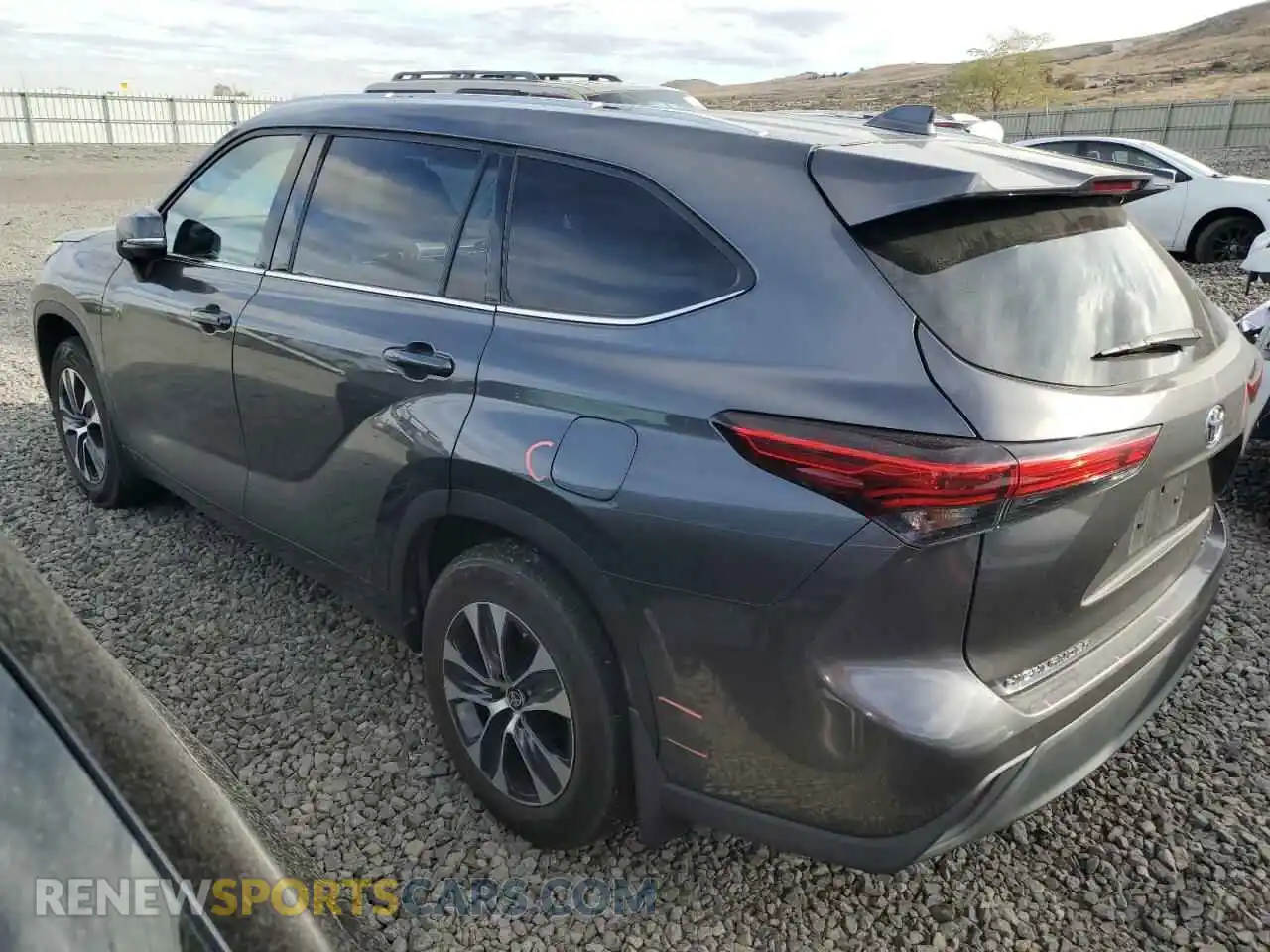 2 Photograph of a damaged car 5TDGZRBH2LS016973 TOYOTA HIGHLANDER 2020