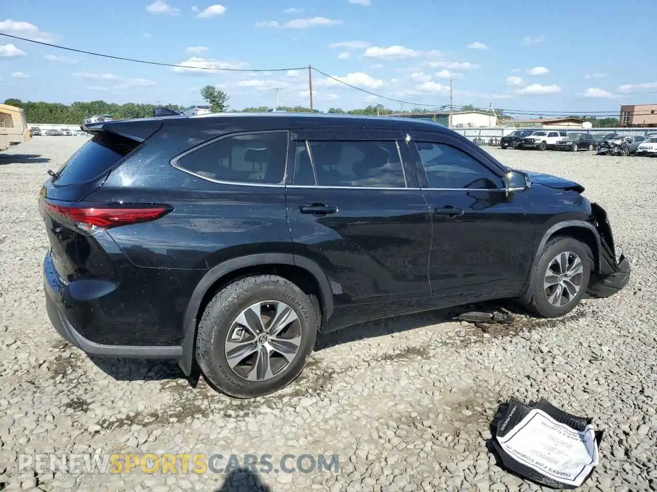 3 Photograph of a damaged car 5TDGZRBH3LS037654 TOYOTA HIGHLANDER 2020