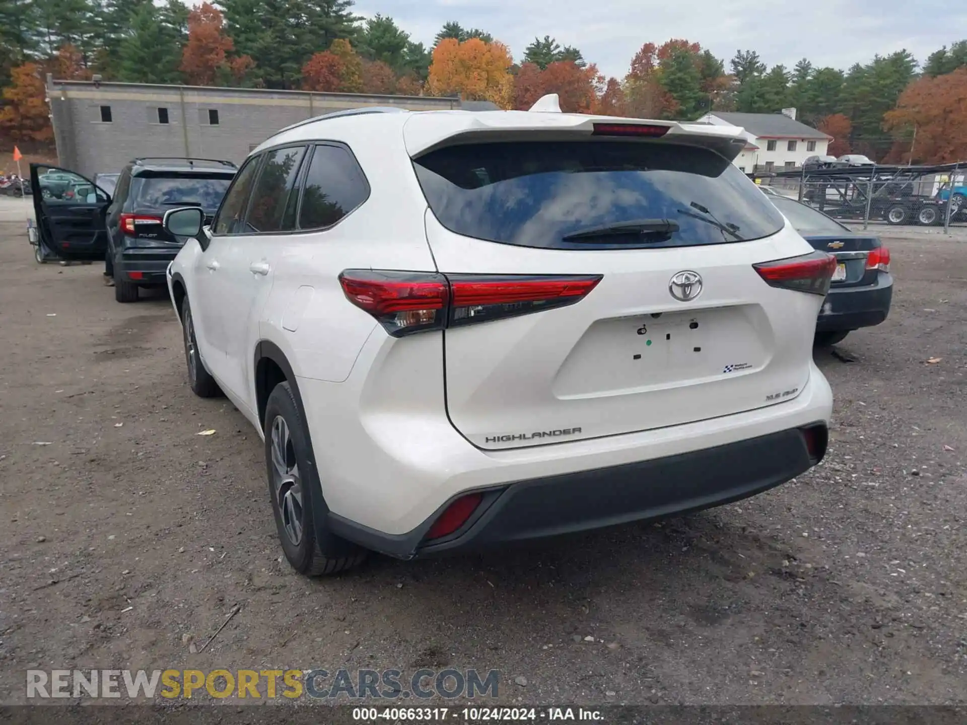 3 Photograph of a damaged car 5TDGZRBH4LS043897 TOYOTA HIGHLANDER 2020