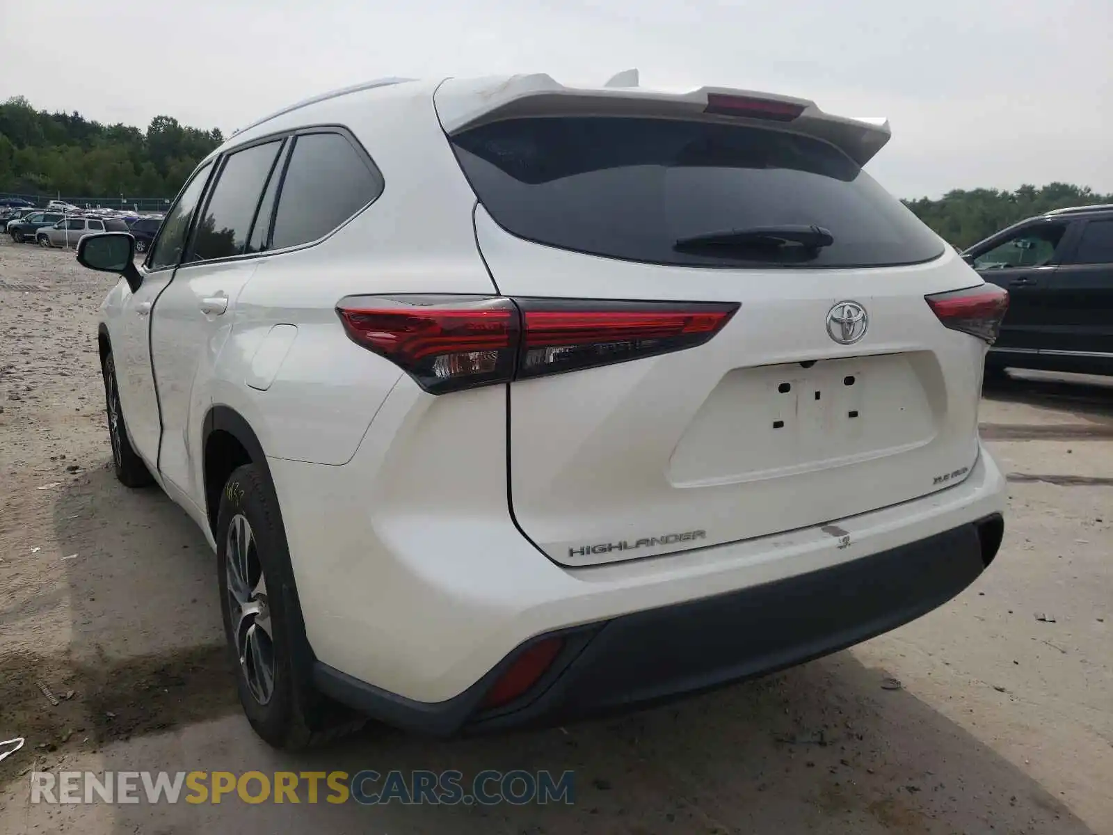 3 Photograph of a damaged car 5TDGZRBH4LS512907 TOYOTA HIGHLANDER 2020