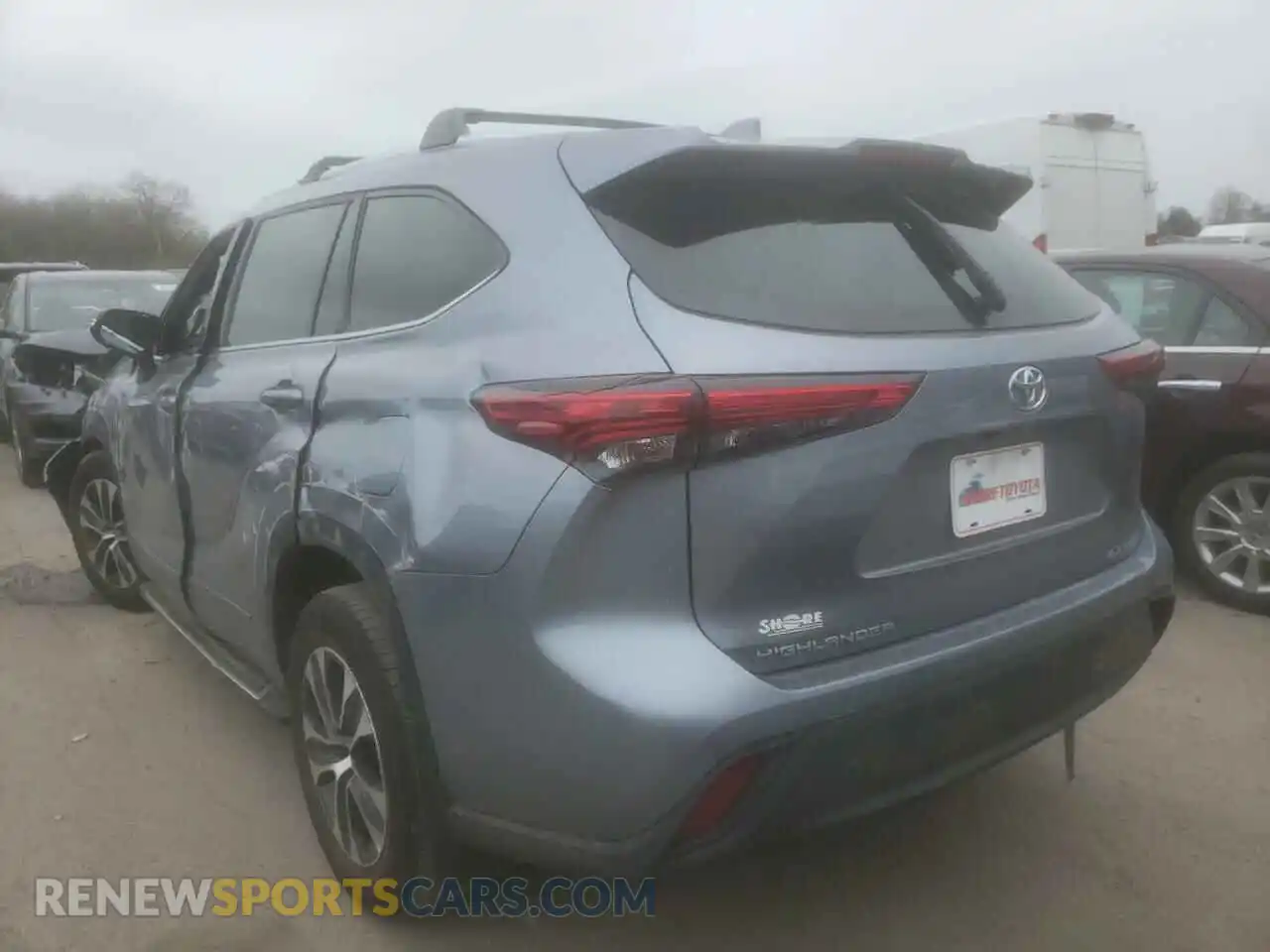3 Photograph of a damaged car 5TDGZRBH5LS032505 TOYOTA HIGHLANDER 2020