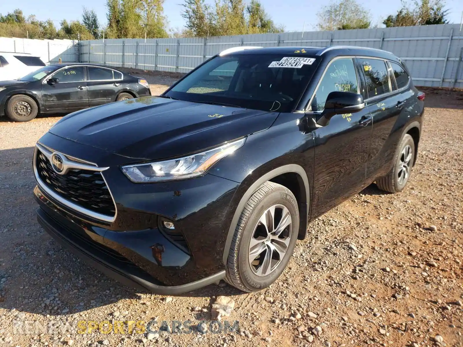 2 Photograph of a damaged car 5TDGZRBH6LS017902 TOYOTA HIGHLANDER 2020