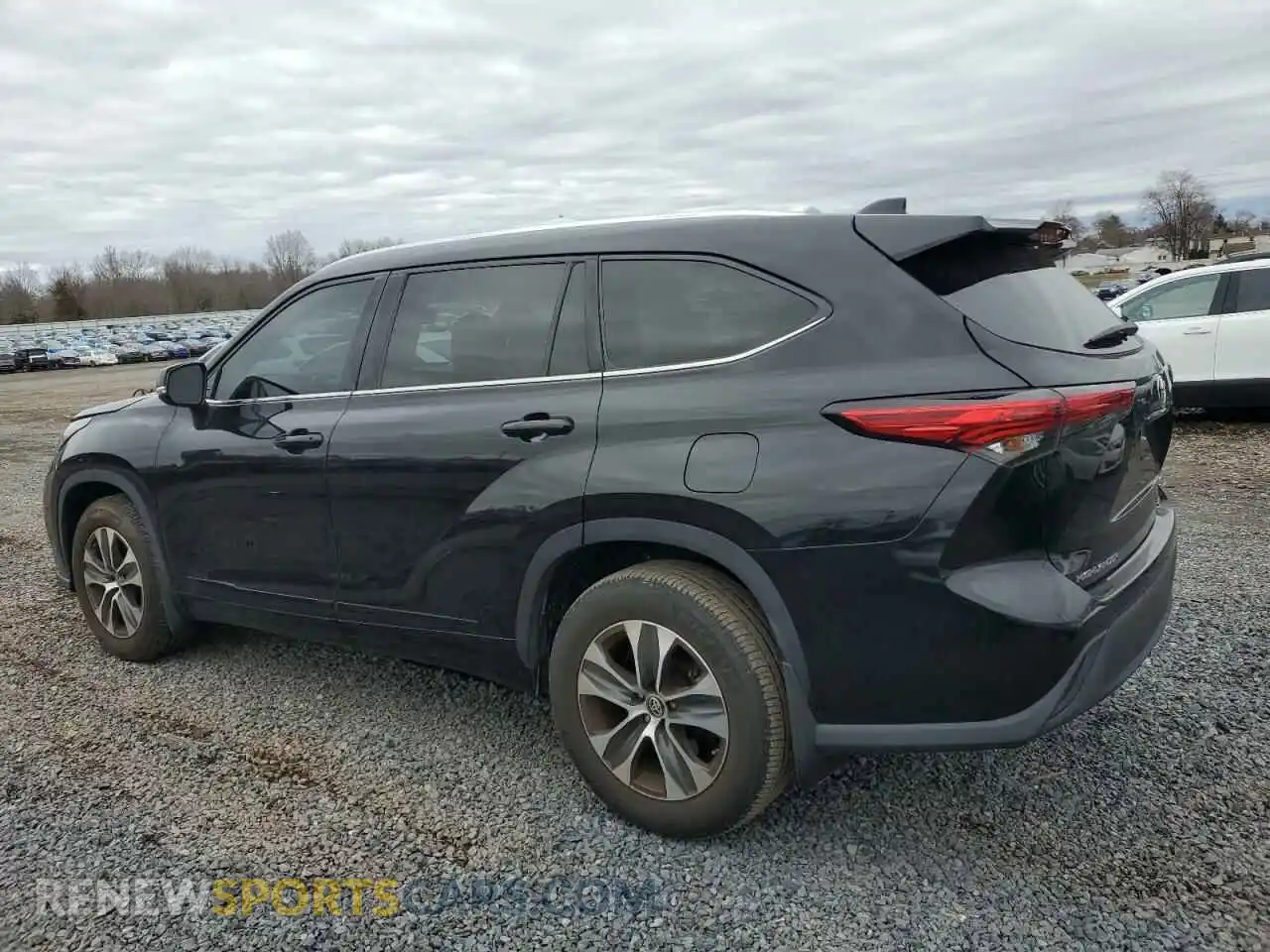 2 Photograph of a damaged car 5TDGZRBH6LS035607 TOYOTA HIGHLANDER 2020