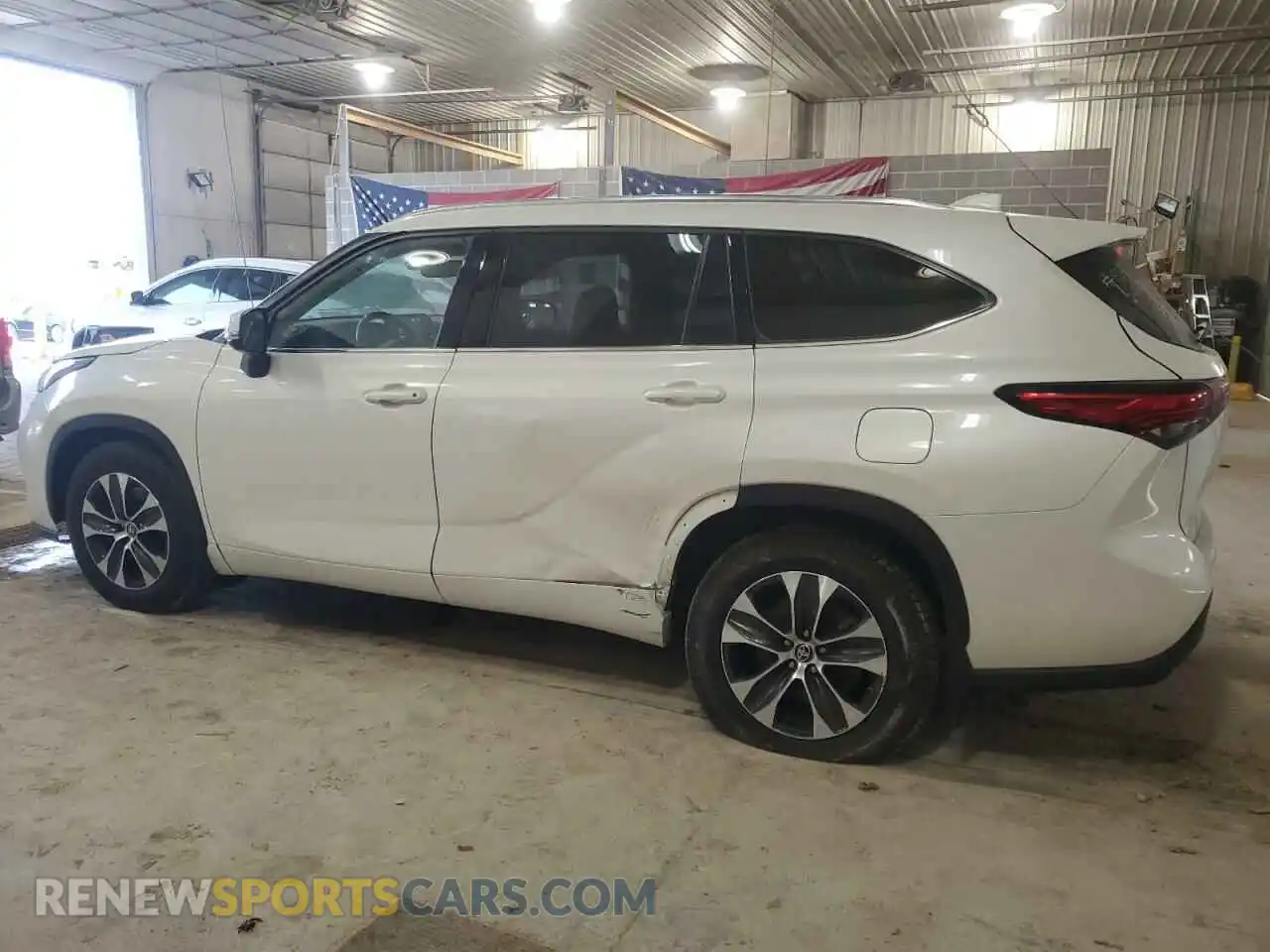 2 Photograph of a damaged car 5TDGZRBH6LS500614 TOYOTA HIGHLANDER 2020