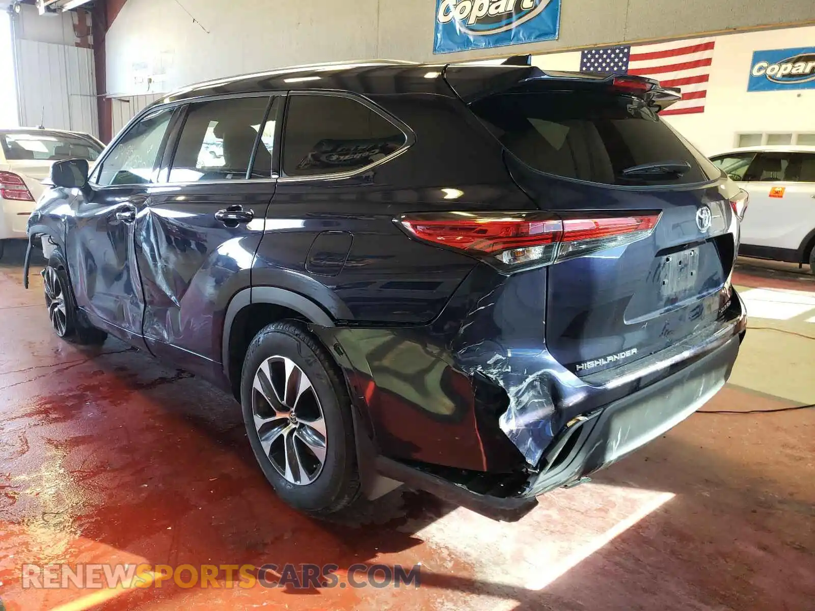 3 Photograph of a damaged car 5TDGZRBH7LS017052 TOYOTA HIGHLANDER 2020