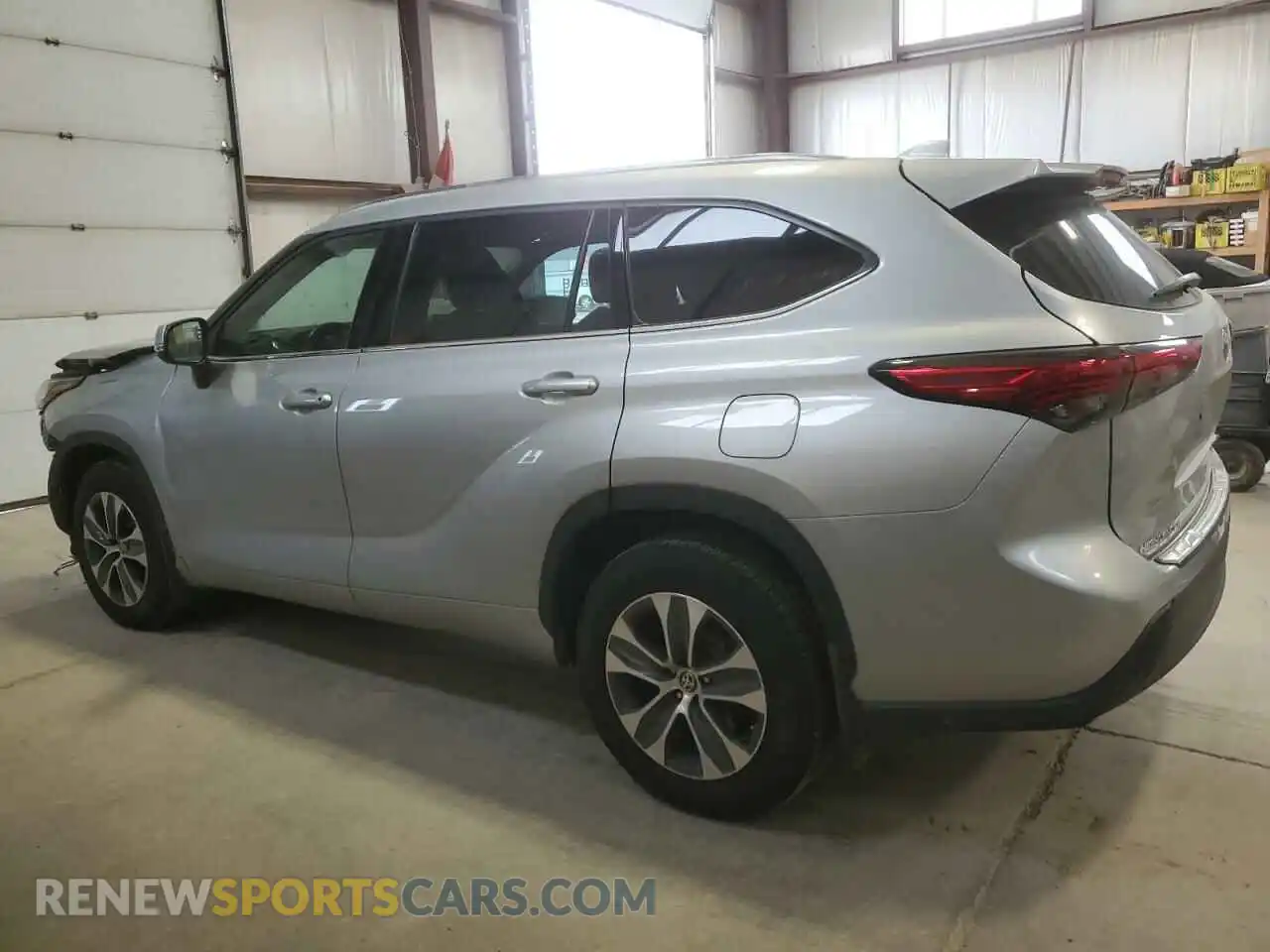 2 Photograph of a damaged car 5TDGZRBH8LS004925 TOYOTA HIGHLANDER 2020