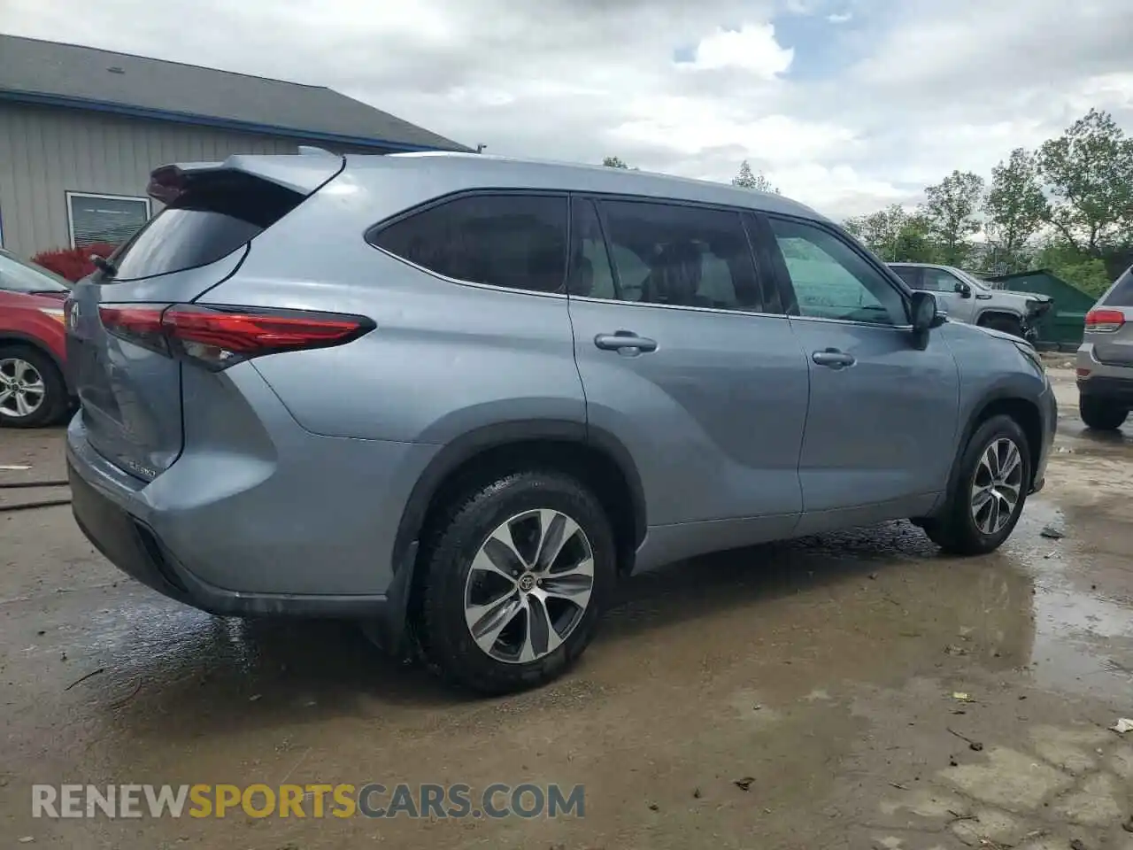 3 Photograph of a damaged car 5TDGZRBH8LS024401 TOYOTA HIGHLANDER 2020
