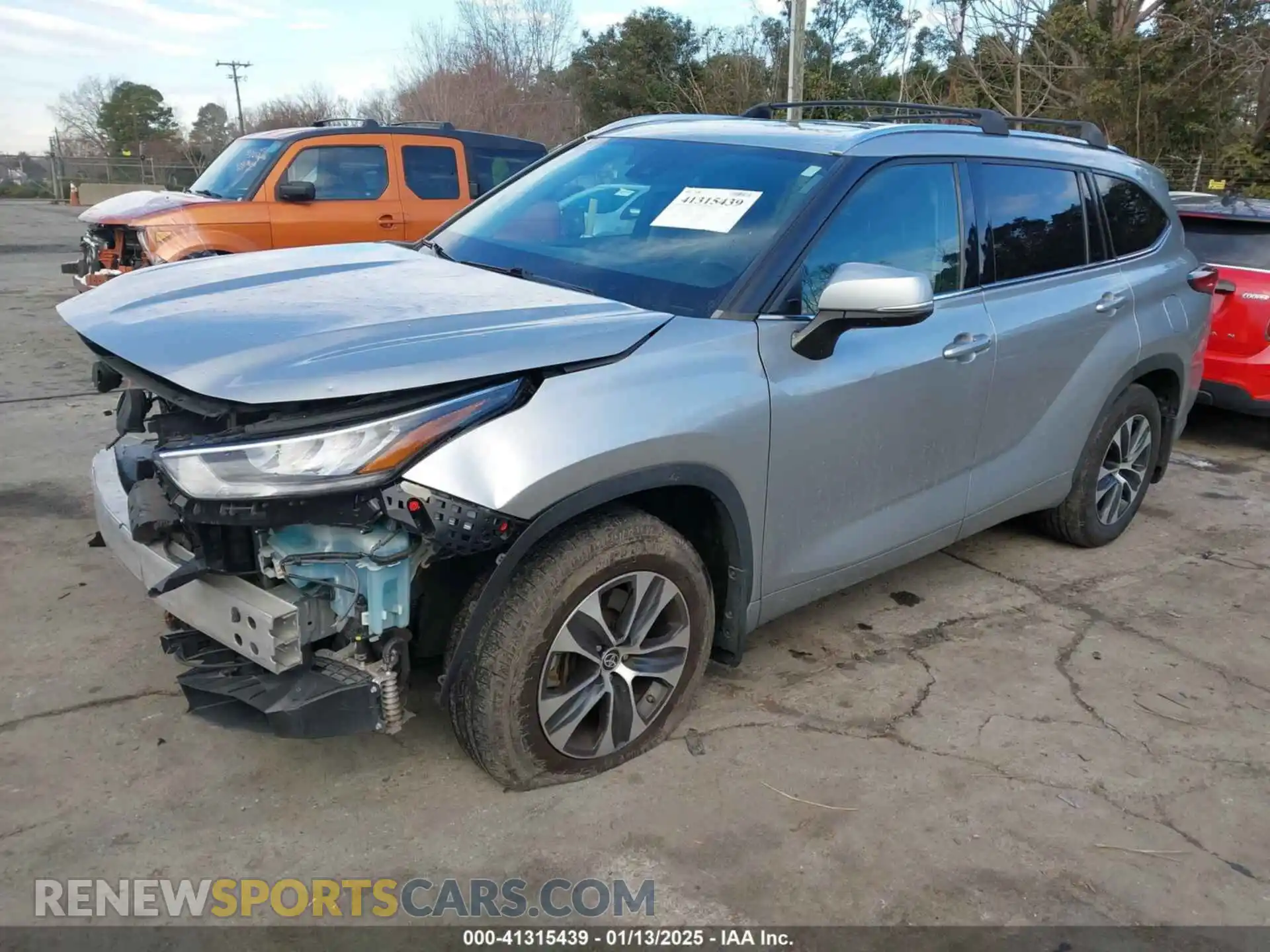 2 Photograph of a damaged car 5TDGZRBH8LS501621 TOYOTA HIGHLANDER 2020