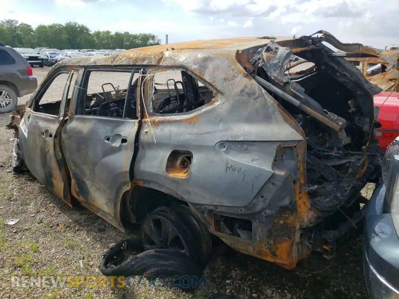 2 Photograph of a damaged car 5TDGZRBH9LS032443 TOYOTA HIGHLANDER 2020