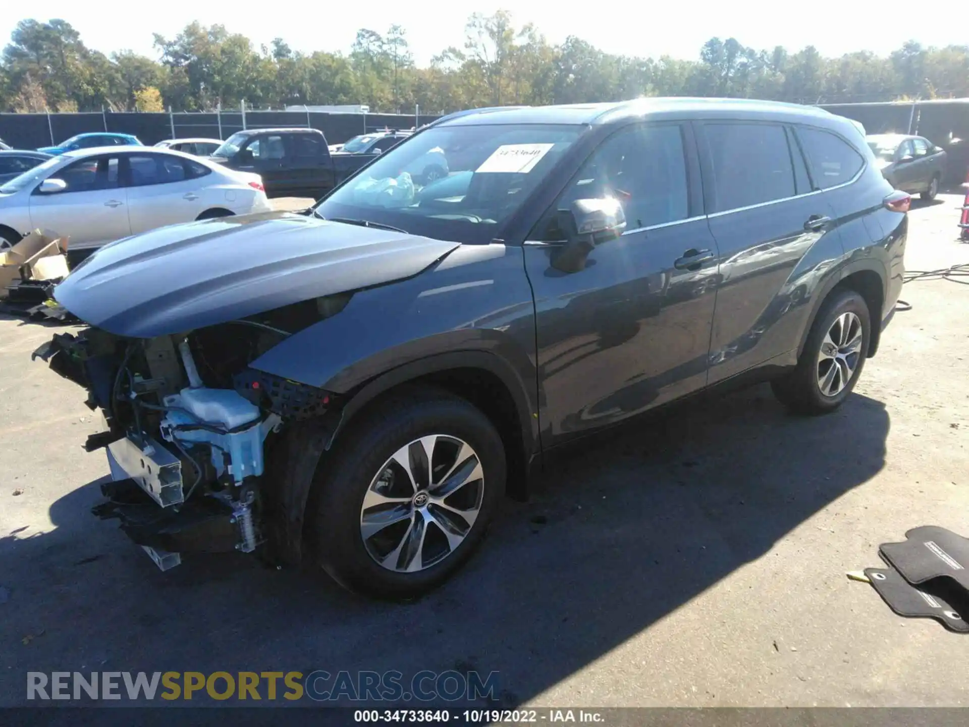 2 Фотография поврежденного автомобиля 5TDGZRBH9LS034855 TOYOTA HIGHLANDER 2020
