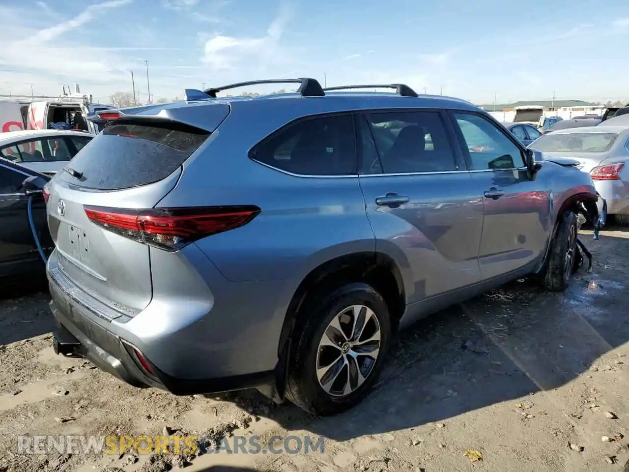 3 Photograph of a damaged car 5TDHZRBH5LS025848 TOYOTA HIGHLANDER 2020