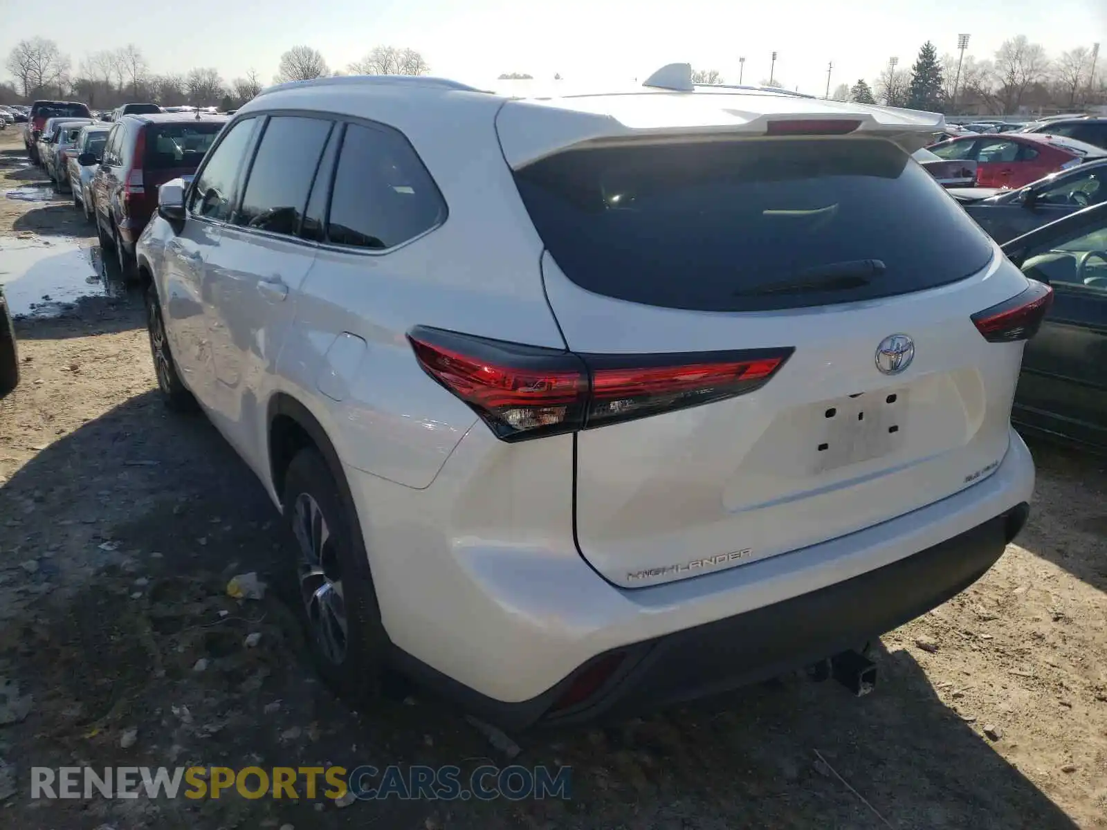 3 Photograph of a damaged car 5TDHZRBH5LS507400 TOYOTA HIGHLANDER 2020
