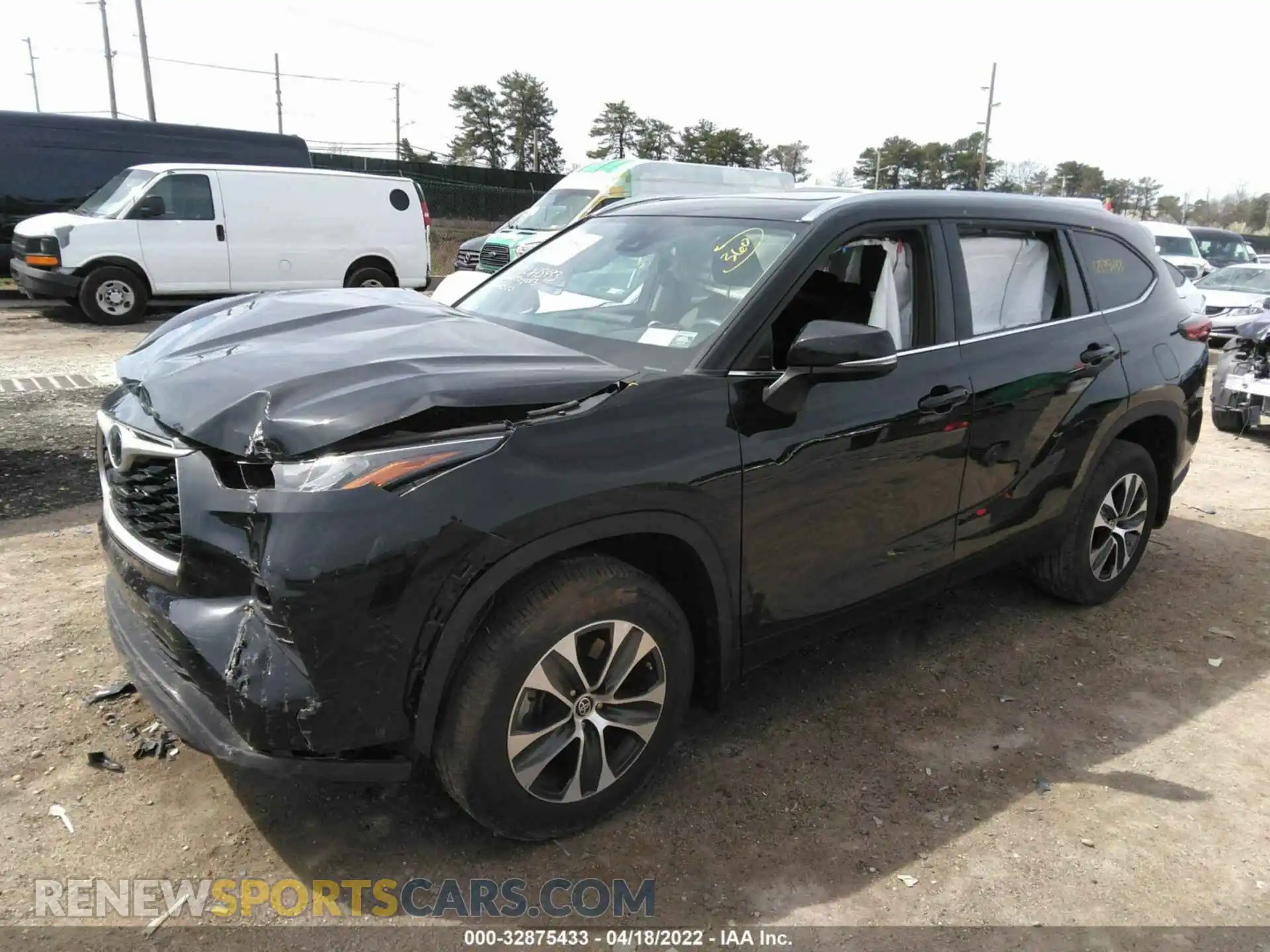 2 Photograph of a damaged car 5TDHZRBH6LS053688 TOYOTA HIGHLANDER 2020