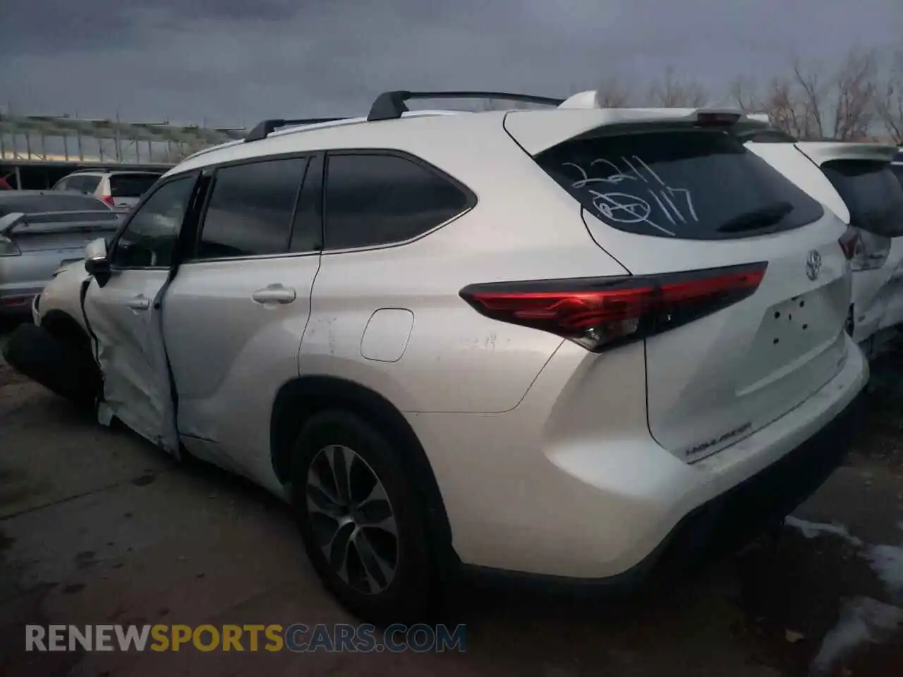 2 Фотография поврежденного автомобиля 5TDHZRBH8LS500697 TOYOTA HIGHLANDER 2020