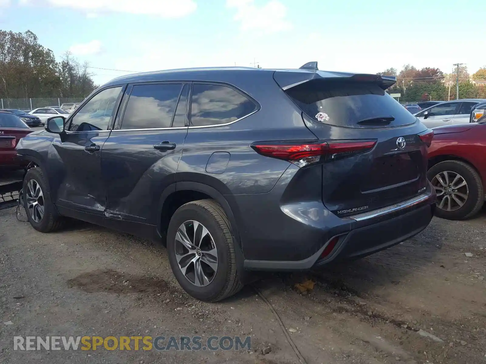 3 Photograph of a damaged car 5TDHZRBH9LS011127 TOYOTA HIGHLANDER 2020