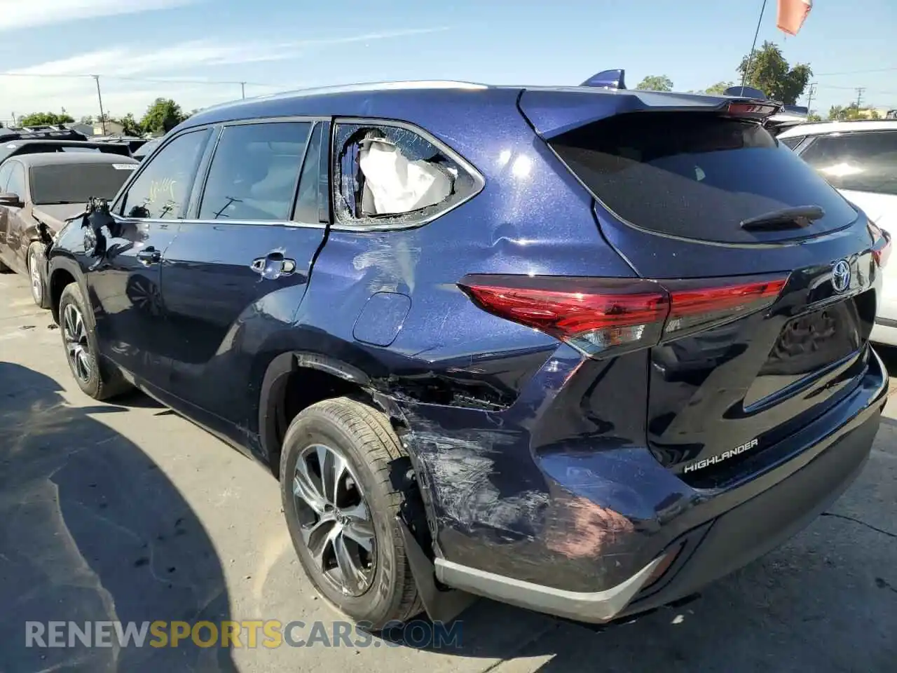 3 Photograph of a damaged car 5TDHZRBHXLS009984 TOYOTA HIGHLANDER 2020