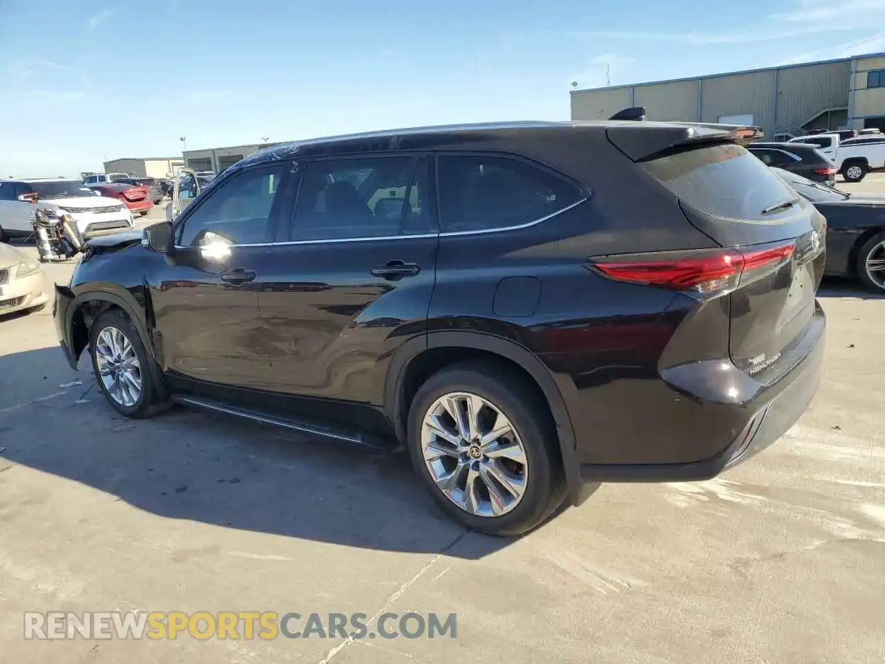 2 Photograph of a damaged car 5TDYZRAHXLS026009 TOYOTA HIGHLANDER 2020