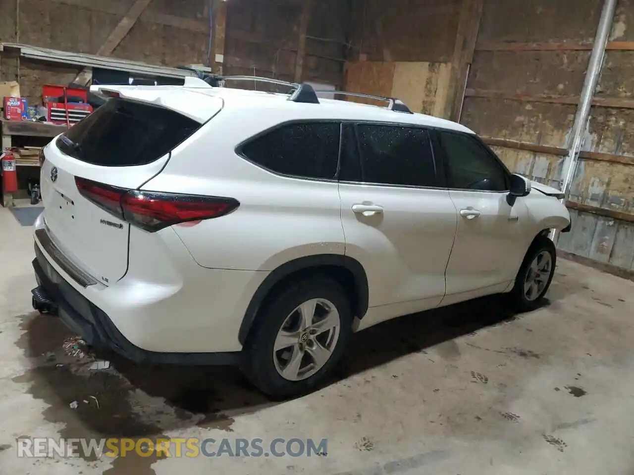 3 Photograph of a damaged car 5TDZARAH7LS501899 TOYOTA HIGHLANDER 2020