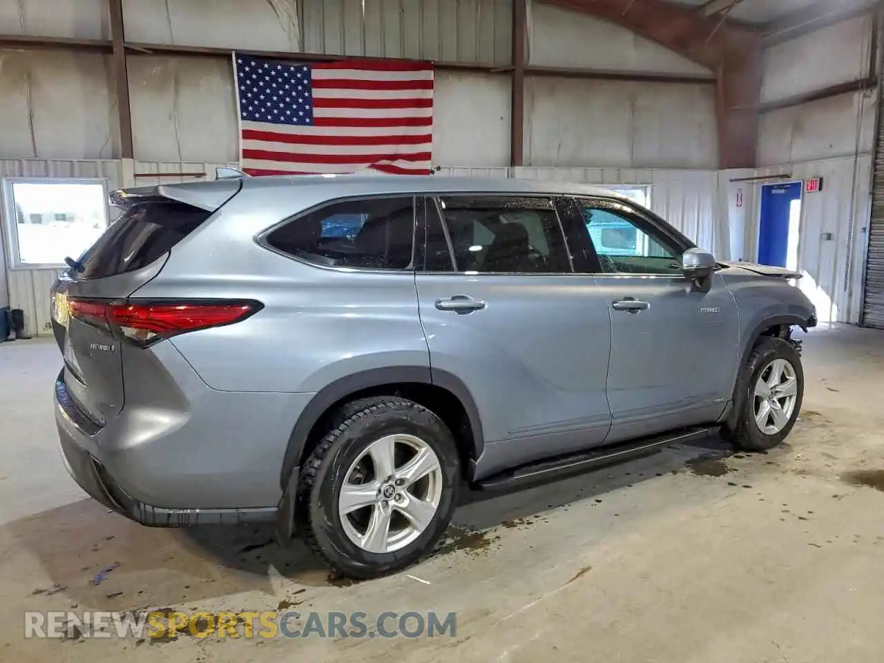 3 Photograph of a damaged car 5TDBBRCH1MS063684 TOYOTA HIGHLANDER 2021