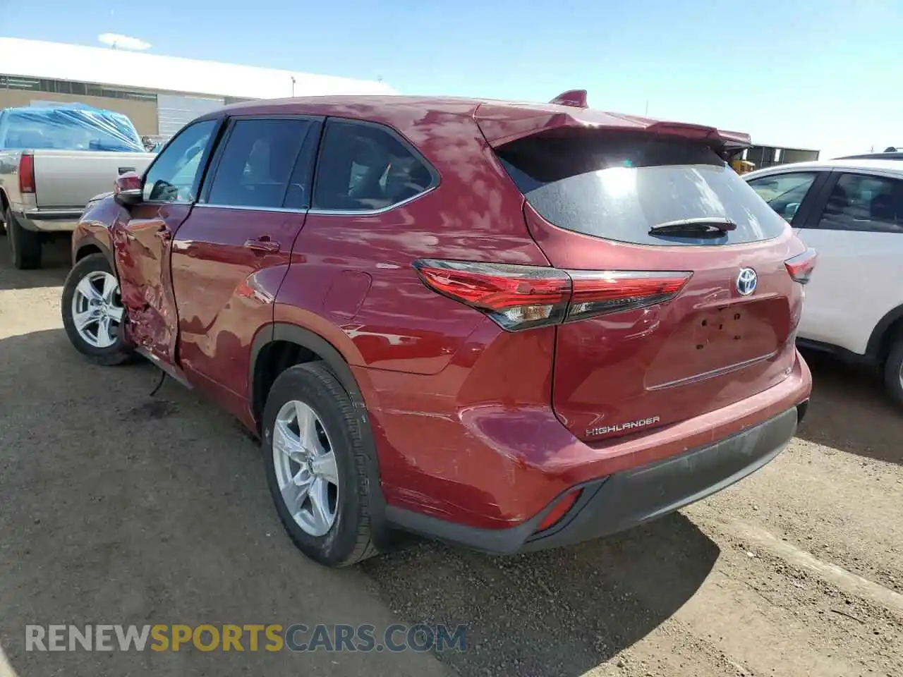 3 Photograph of a damaged car 5TDBBRCH1MS517089 TOYOTA HIGHLANDER 2021