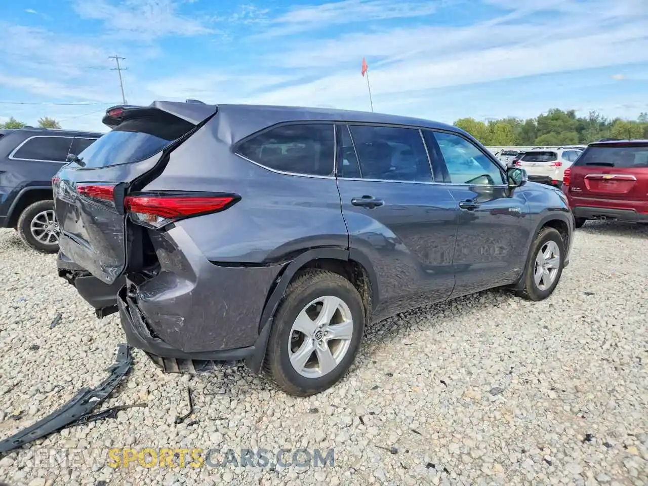 3 fotografías del automóvil dañado 5TDBBRCH1MS529386 TOYOTA HIGHLANDER 2021