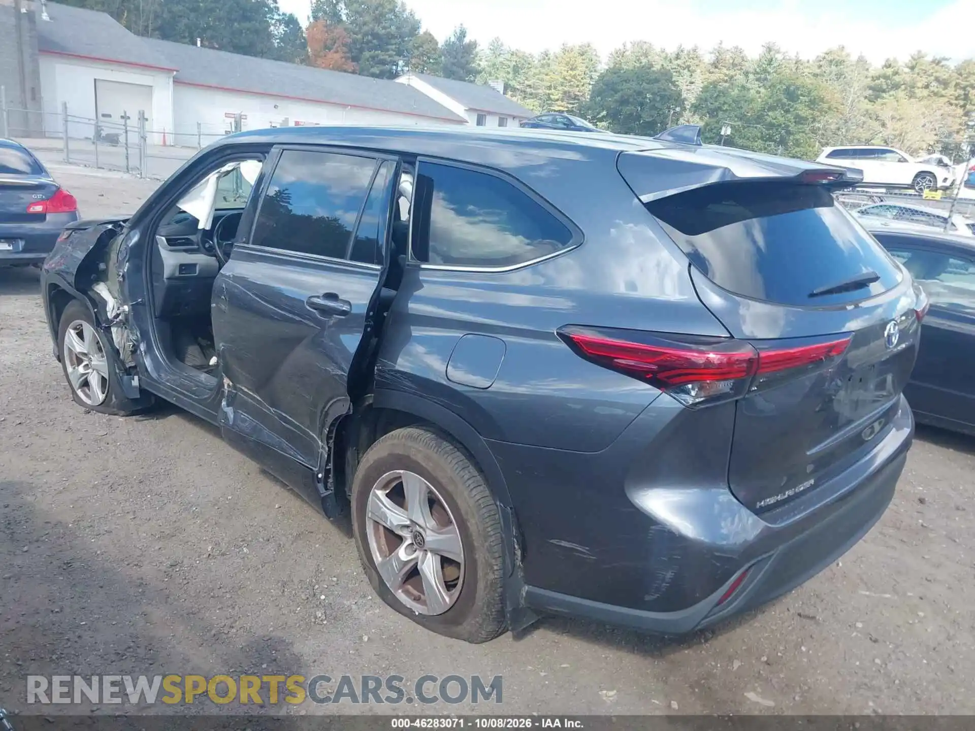 3 Photograph of a damaged car 5TDBBRCH4MS021218 TOYOTA HIGHLANDER 2021