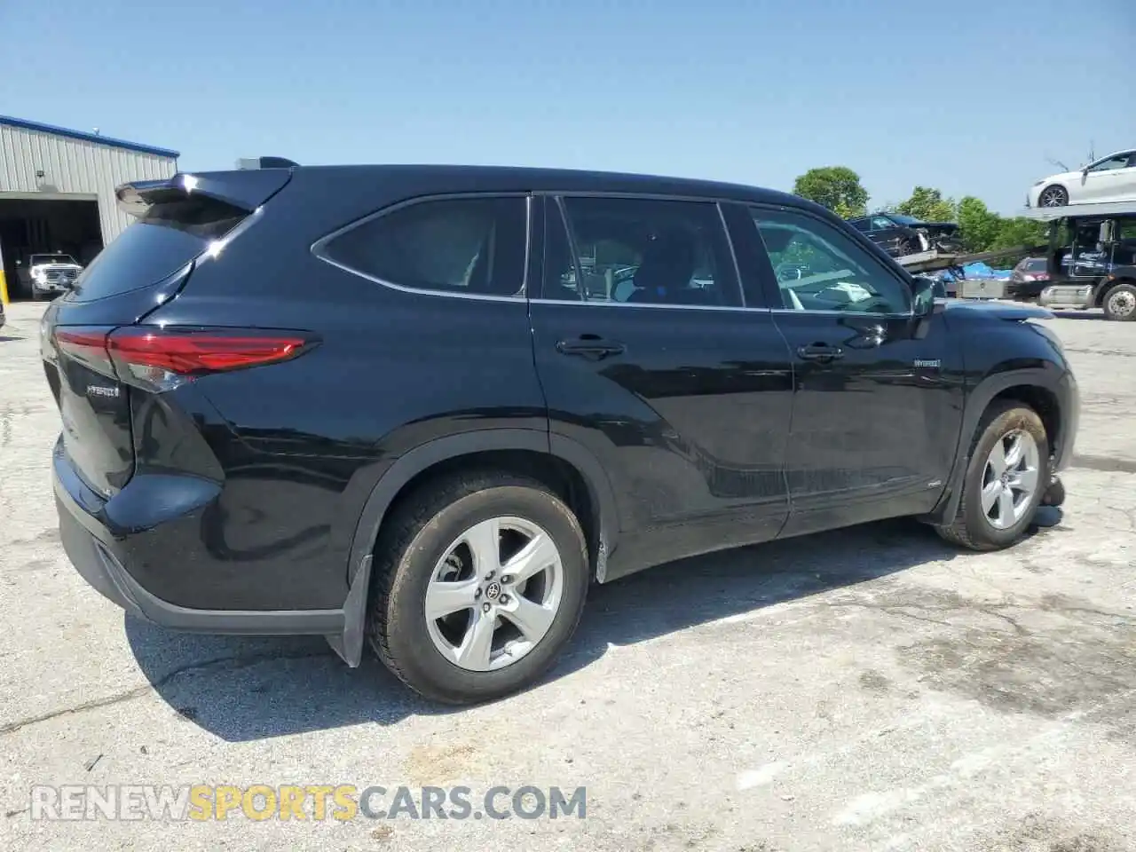 3 Photograph of a damaged car 5TDBBRCH4MS515899 TOYOTA HIGHLANDER 2021